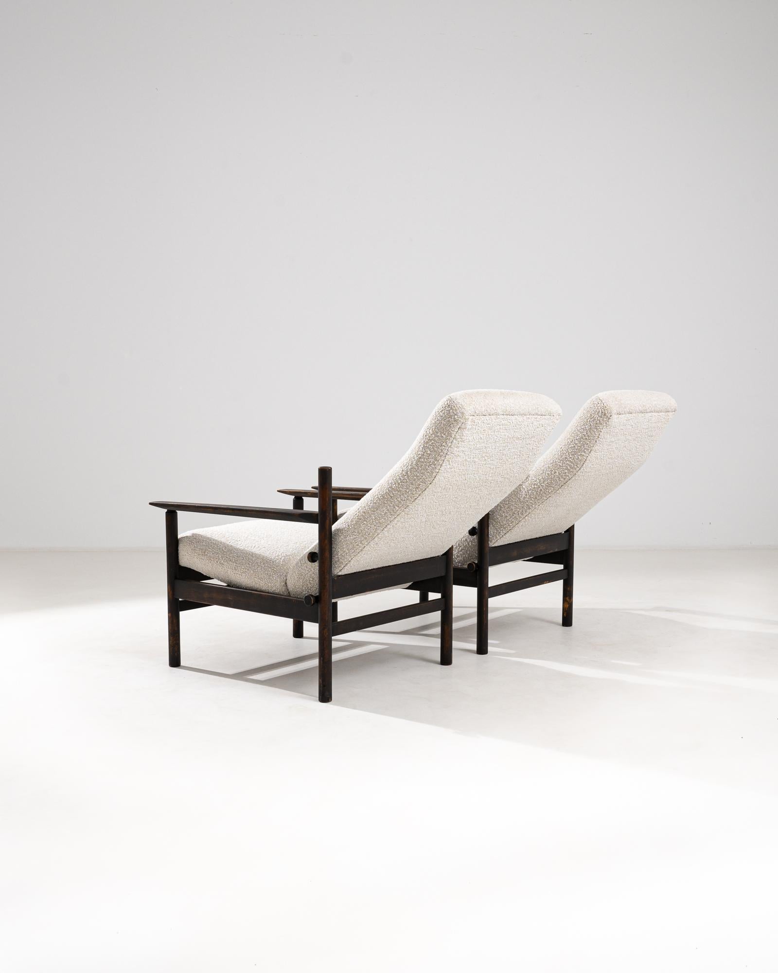 Poltrone Foldes in legno scandinave del XX secolo, una coppia in vendita 4