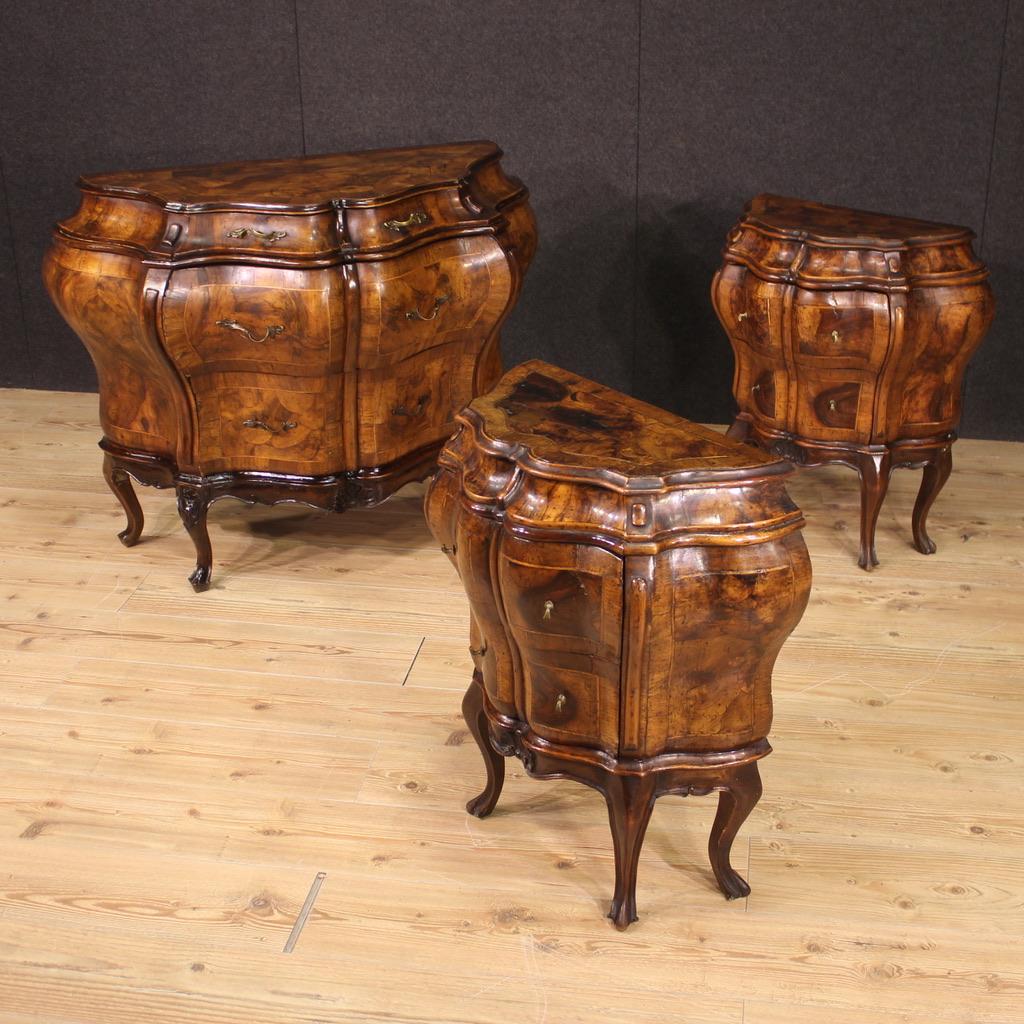 Italian 20th Century Sculpted, Veneered and Inlaid Wood Venetian Commode, 1940 For Sale
