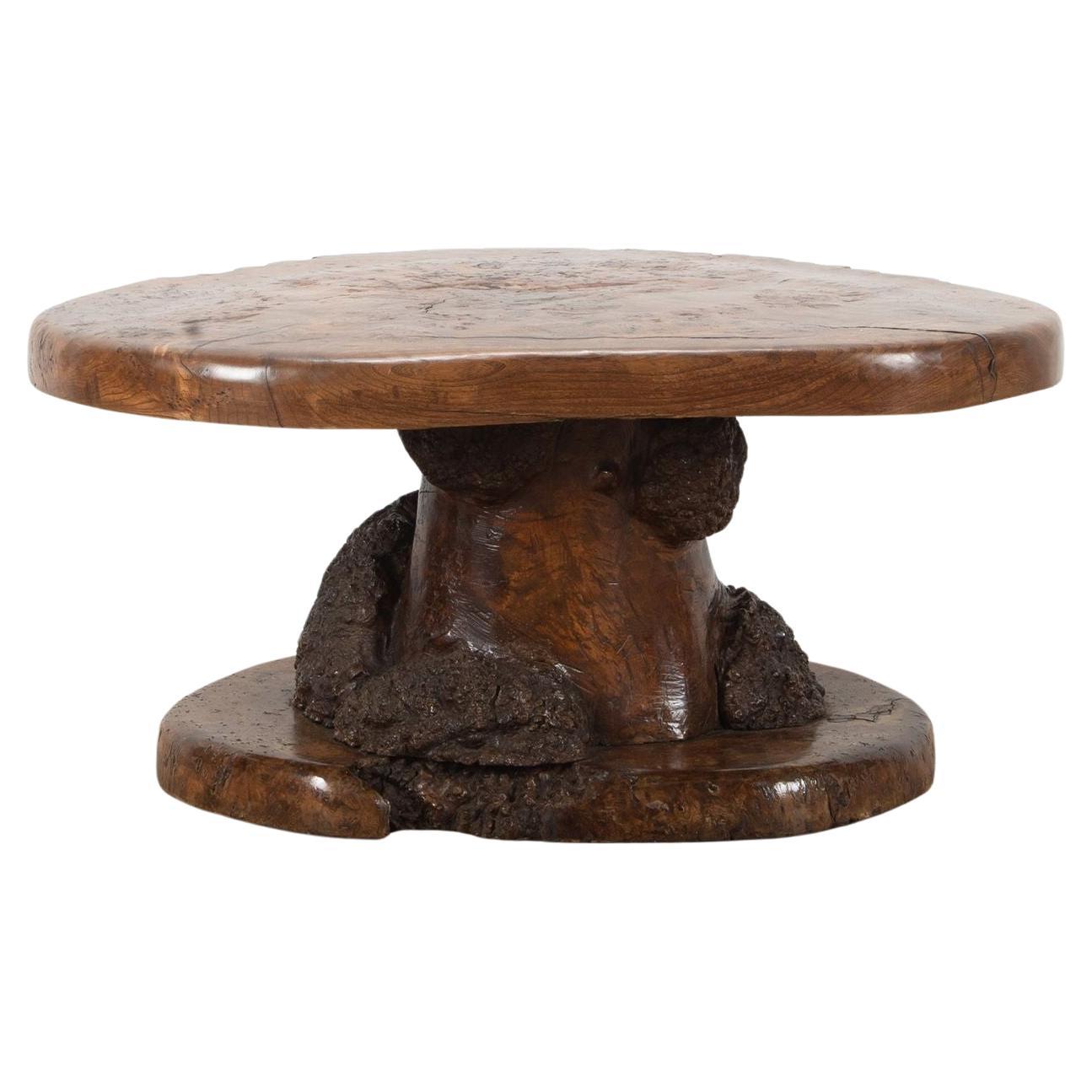 Table basse sculpturale en loupe d'orme du 20e siècle