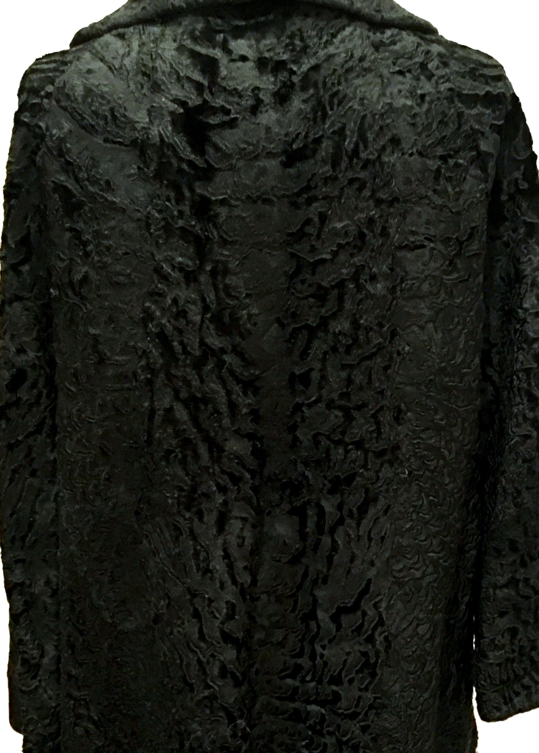 20th Century Sculptural Persian Jet Black Lamb Fur Swing Car Coat For Sale 3
