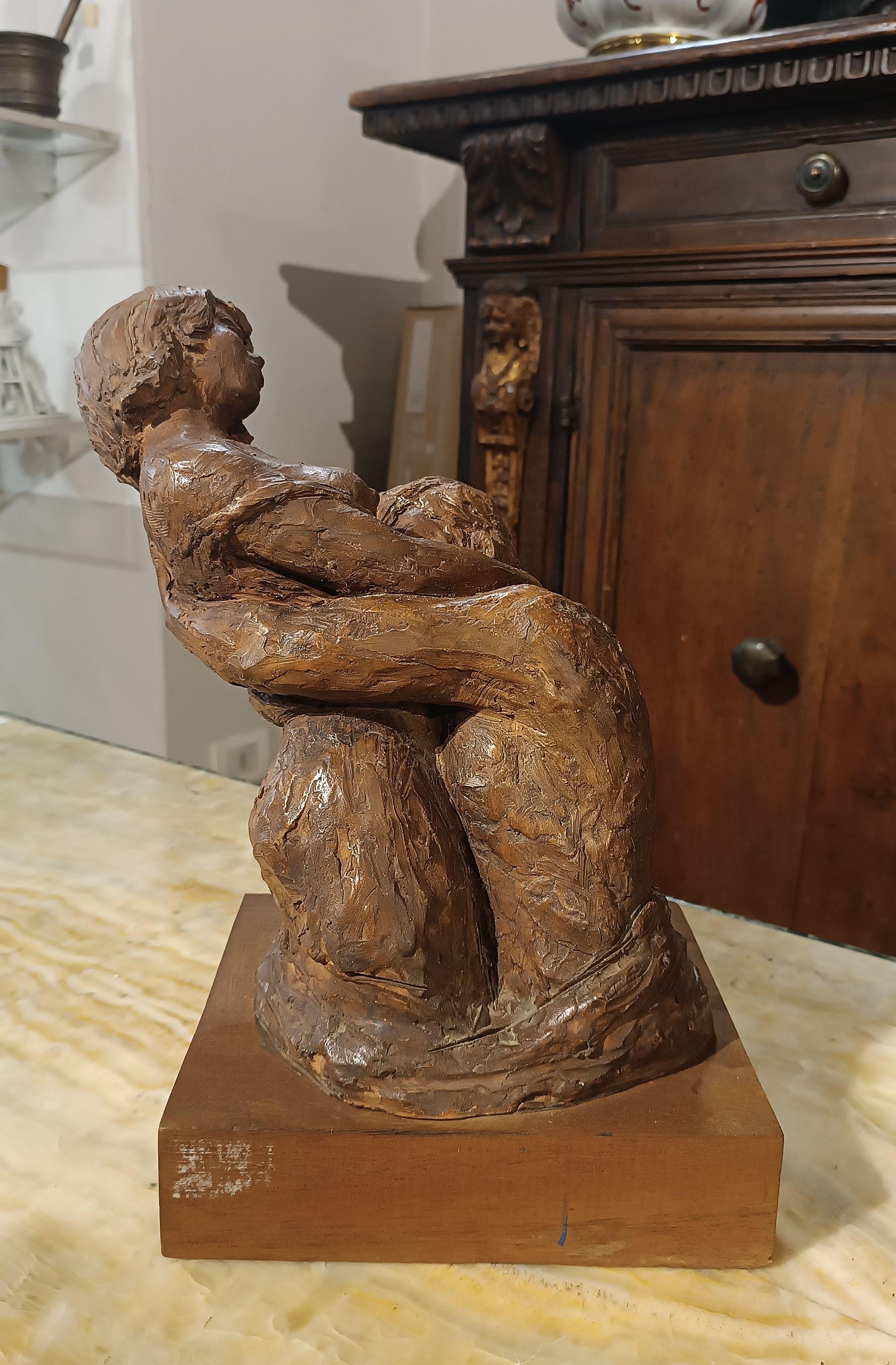 Fatto a mano 20th CENTURY SCULPTURE “LOVE'S EMBRACE” in vendita