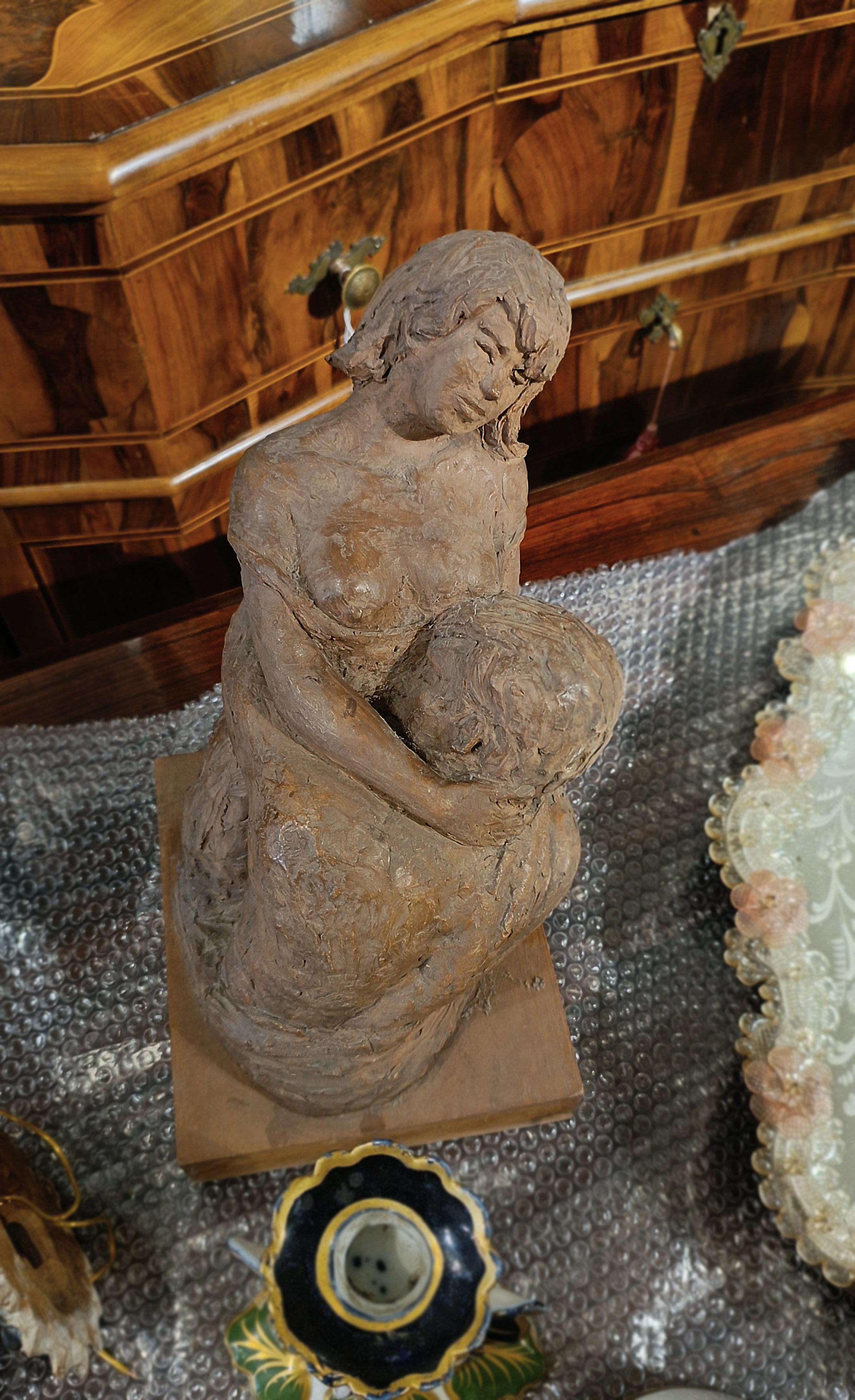 20th CENTURY SCULPTURE “LOVE'S EMBRACE” in vendita 2