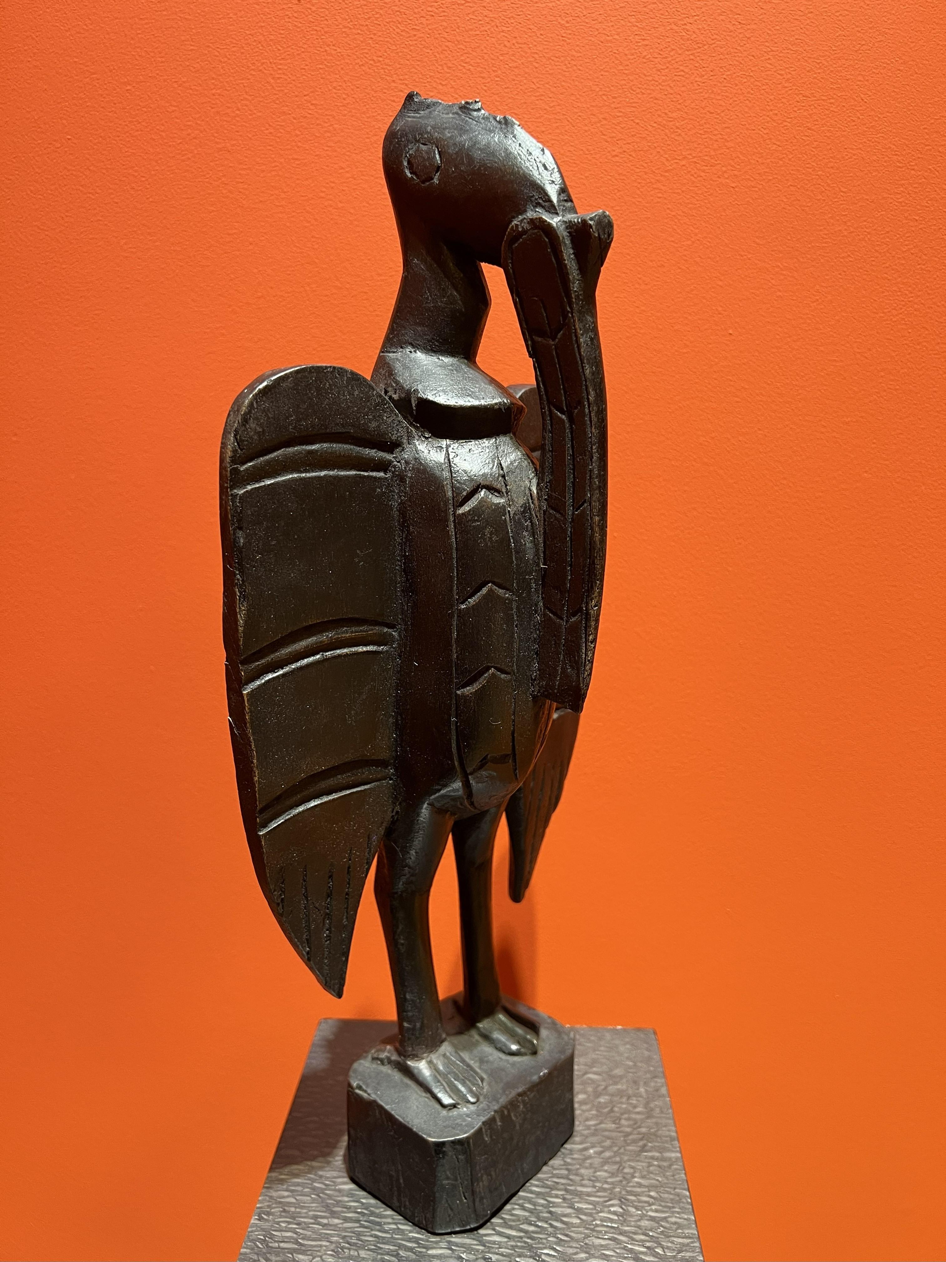 Estatua de Pájaro Senufo o Cálao del Siglo XX Madera Tallada Porpianong África Occidental Moderno de mediados de siglo en venta