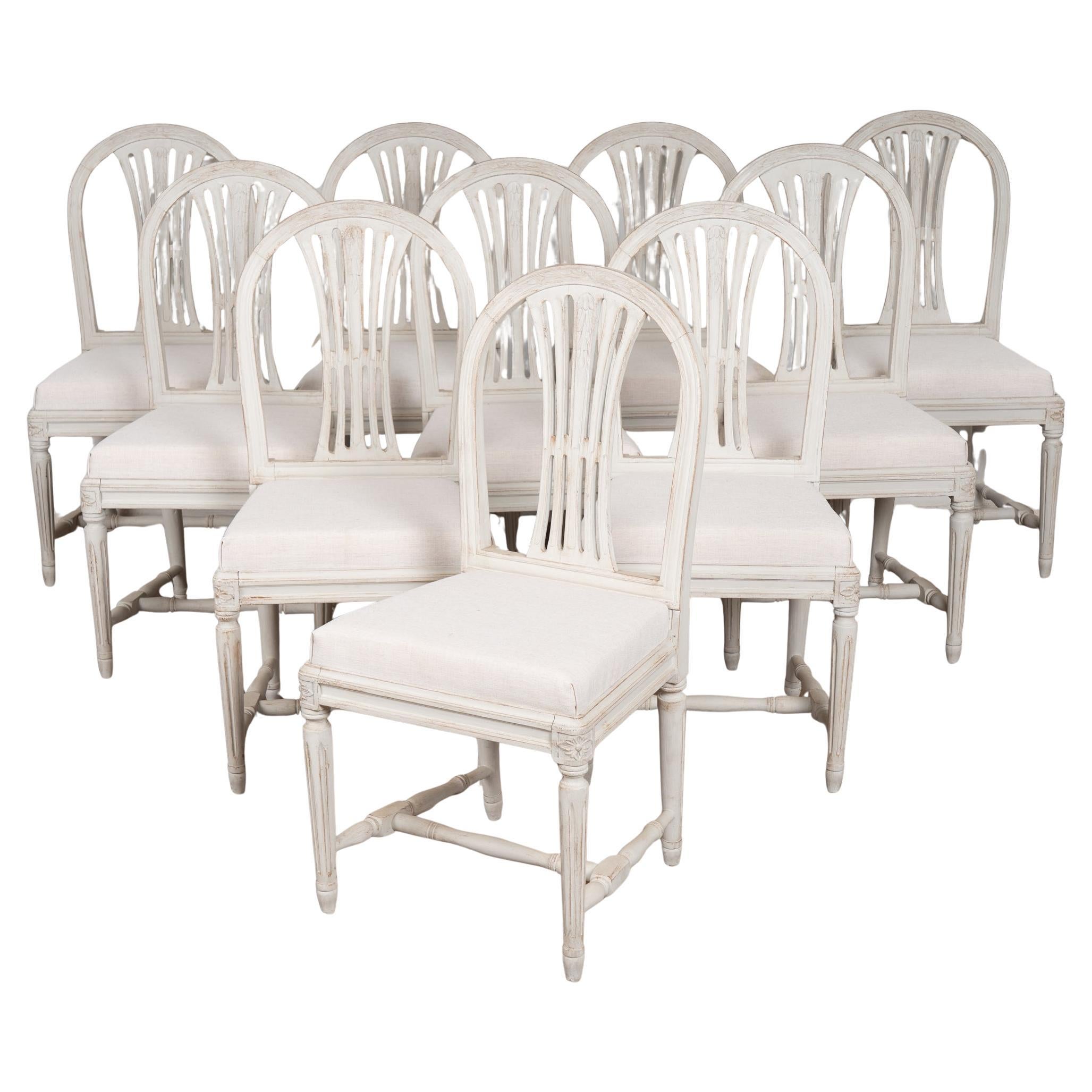 20th Century Set of 10 Swedish White Gustavian Style Dining Chairs For Sale