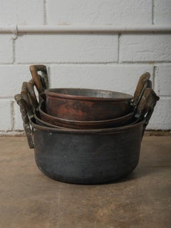 Siglo XX Juego de 4 ollas de cobre