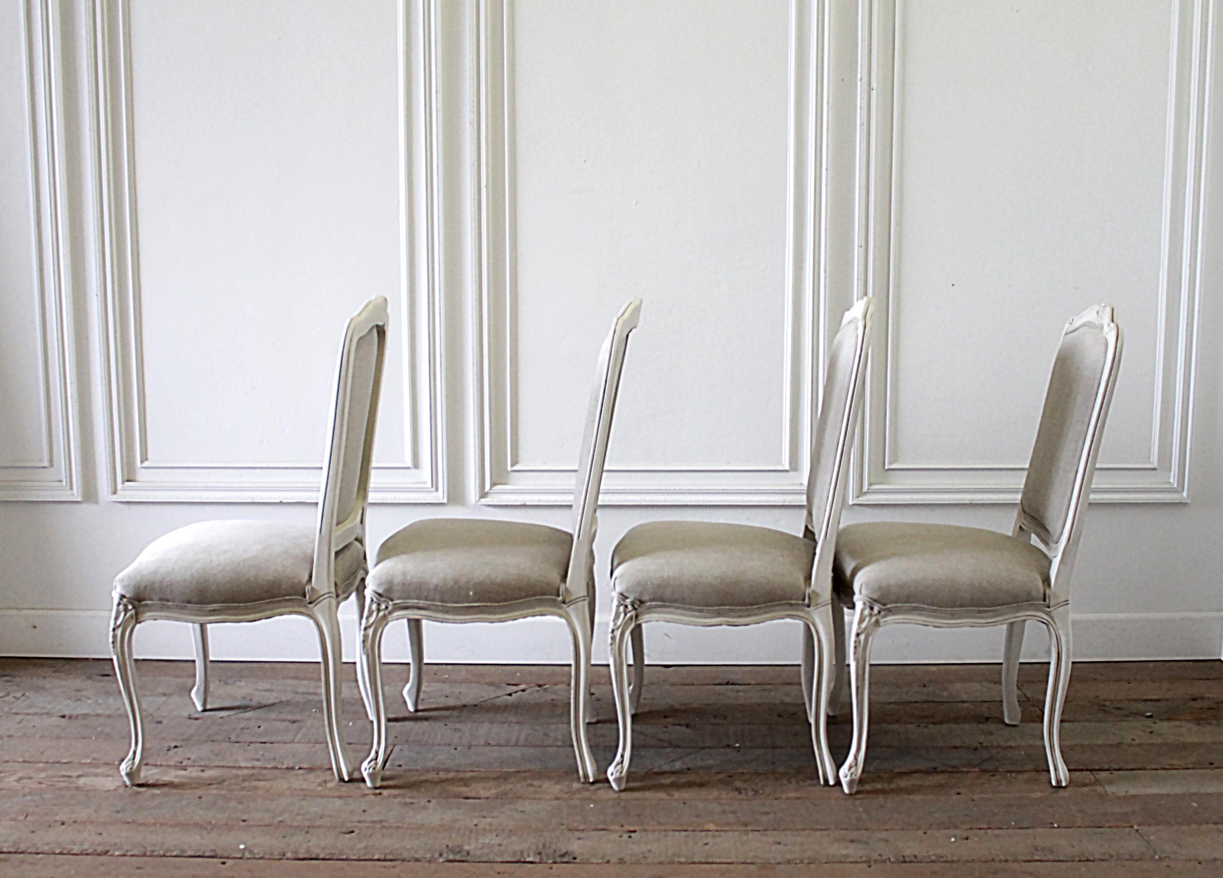 20th Century Set of 6 French Country Painted and Linen Upholstered Dining Chairs In Good Condition In Brea, CA