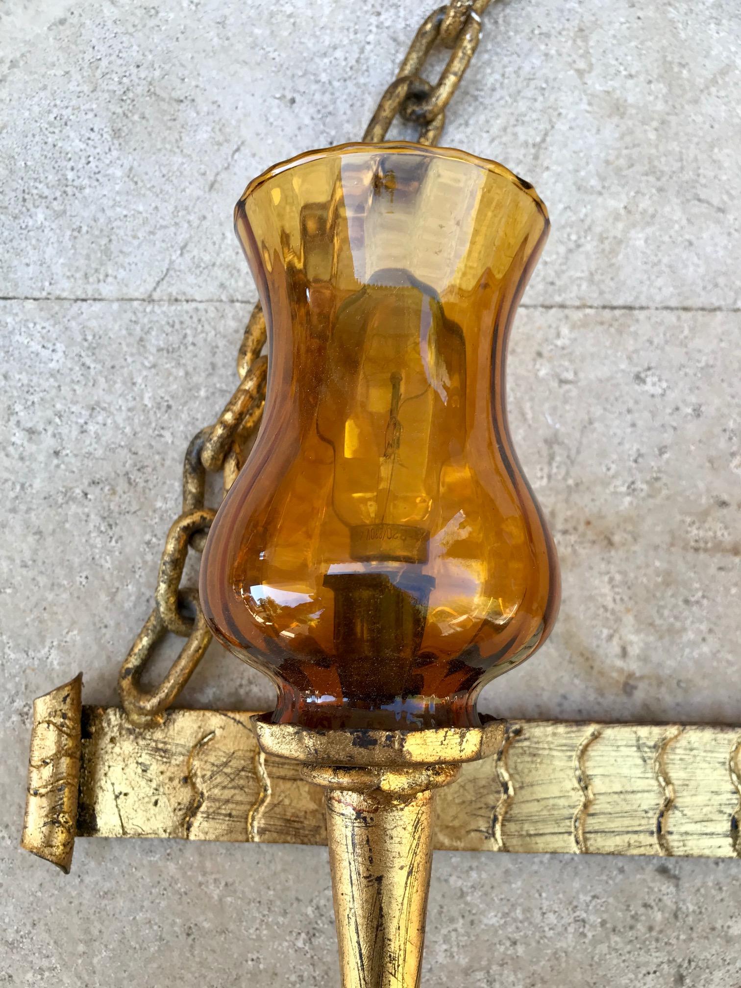 20th Century Set of French Decorative Gilt Wrought Iron Sconces For Sale 3