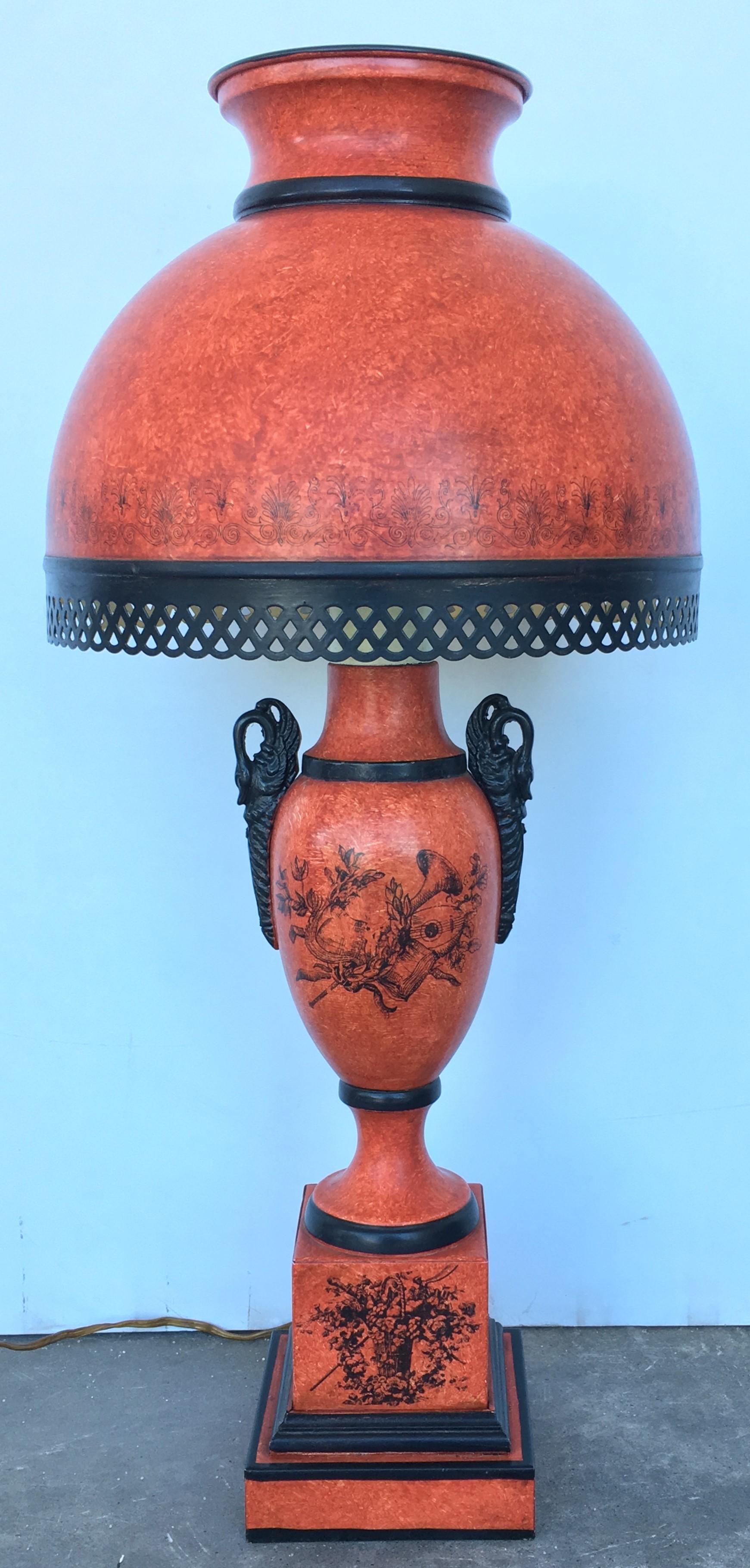 Set von sieben roten Sang-de-Boeuf-Tischlampen mit Ornamentmotiven aus dem 20. Jahrhundert (Chinoiserie)