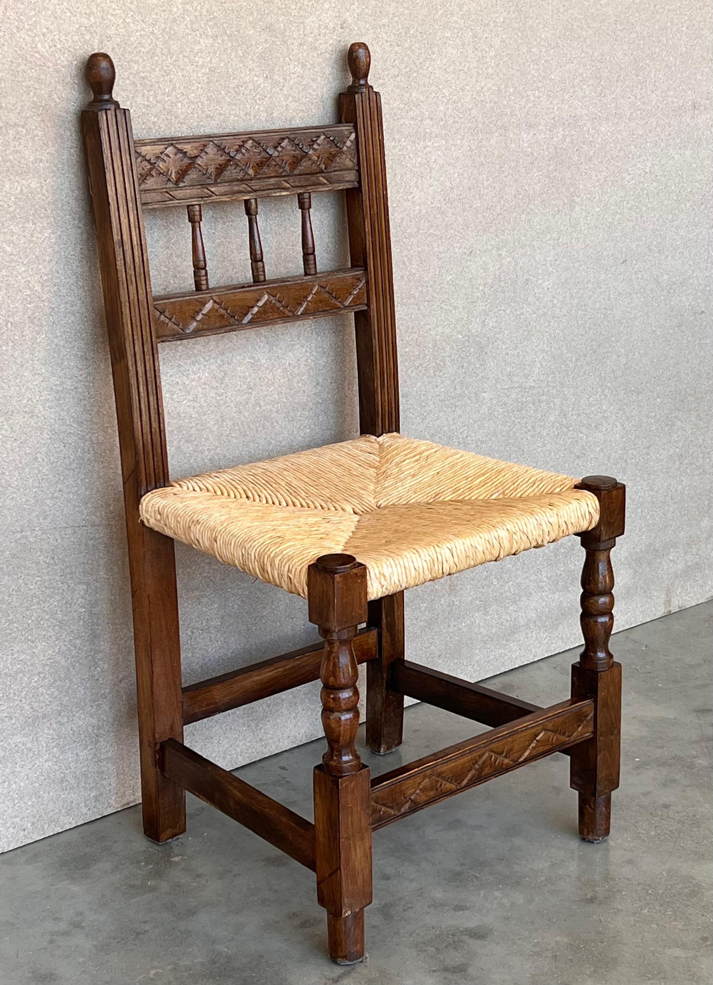 Spanish 20th Century Set of Six Catalan Chairs in Carved Walnut and Caned Seats For Sale