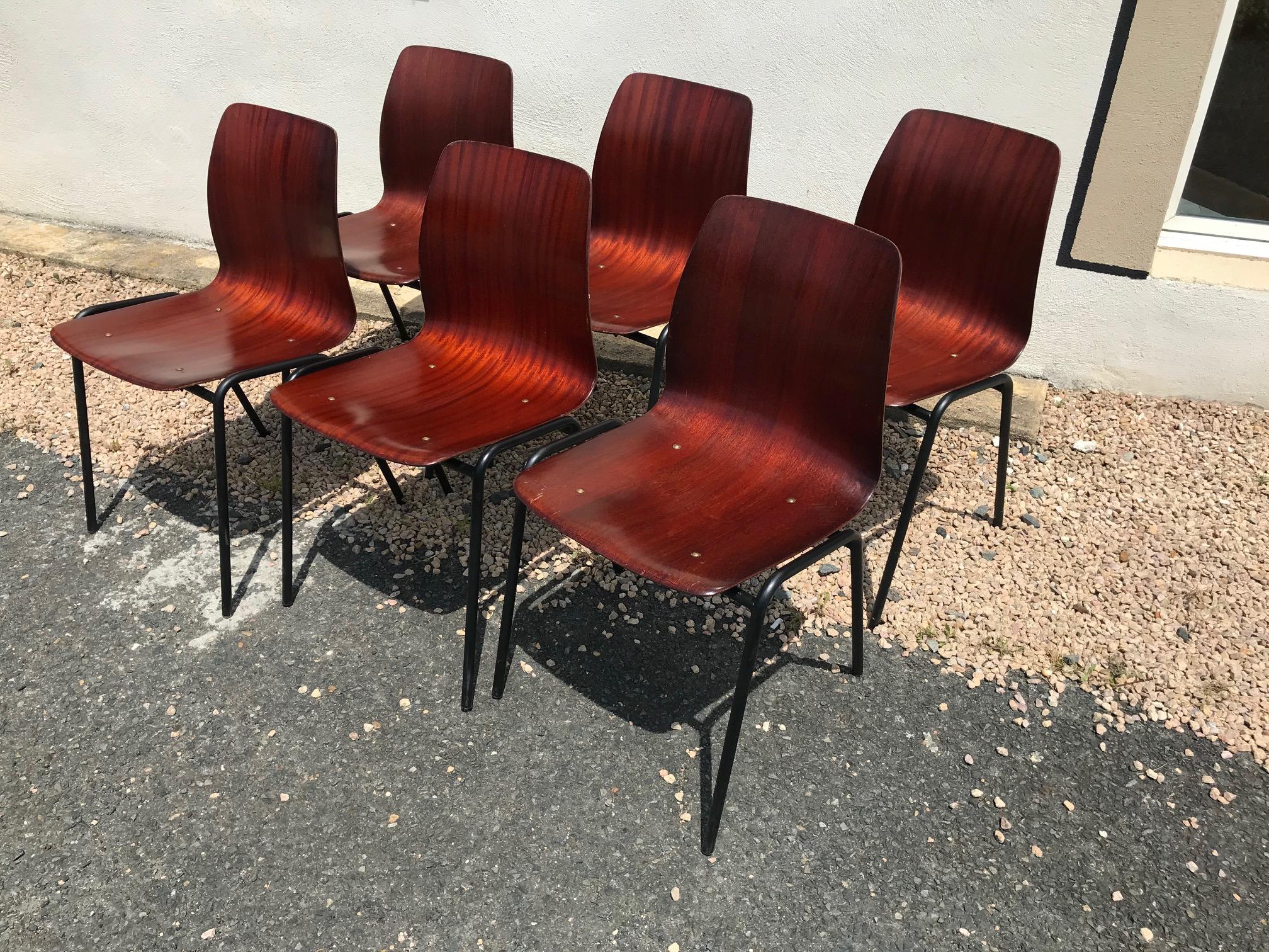 20th Century Set of Six German Pagholtz Pagwood Stackable Chairs, 1960s In Good Condition In LEGNY, FR