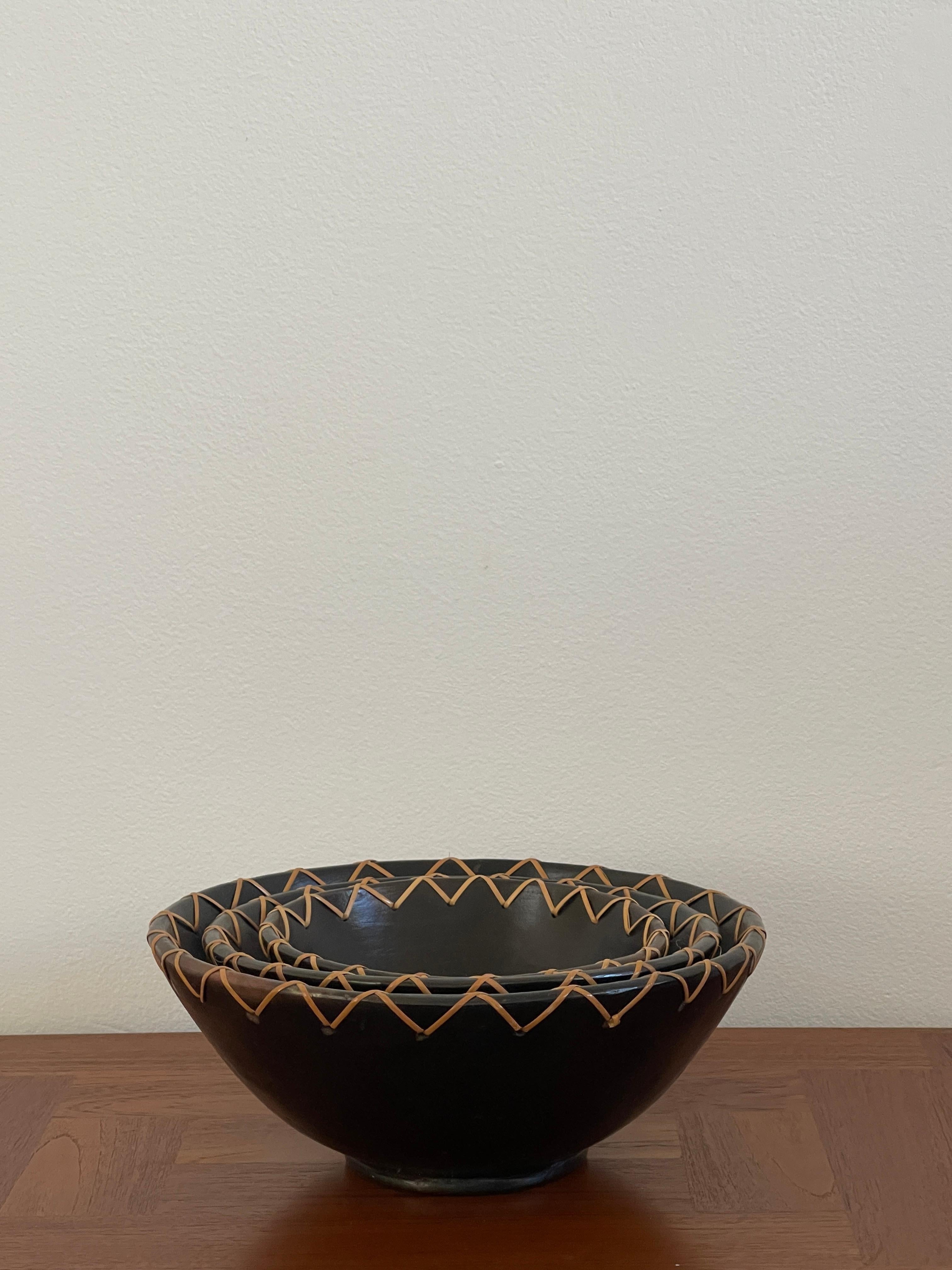 Tribal 20th Century Set of Three Indonesian Clay Bowls For Sale