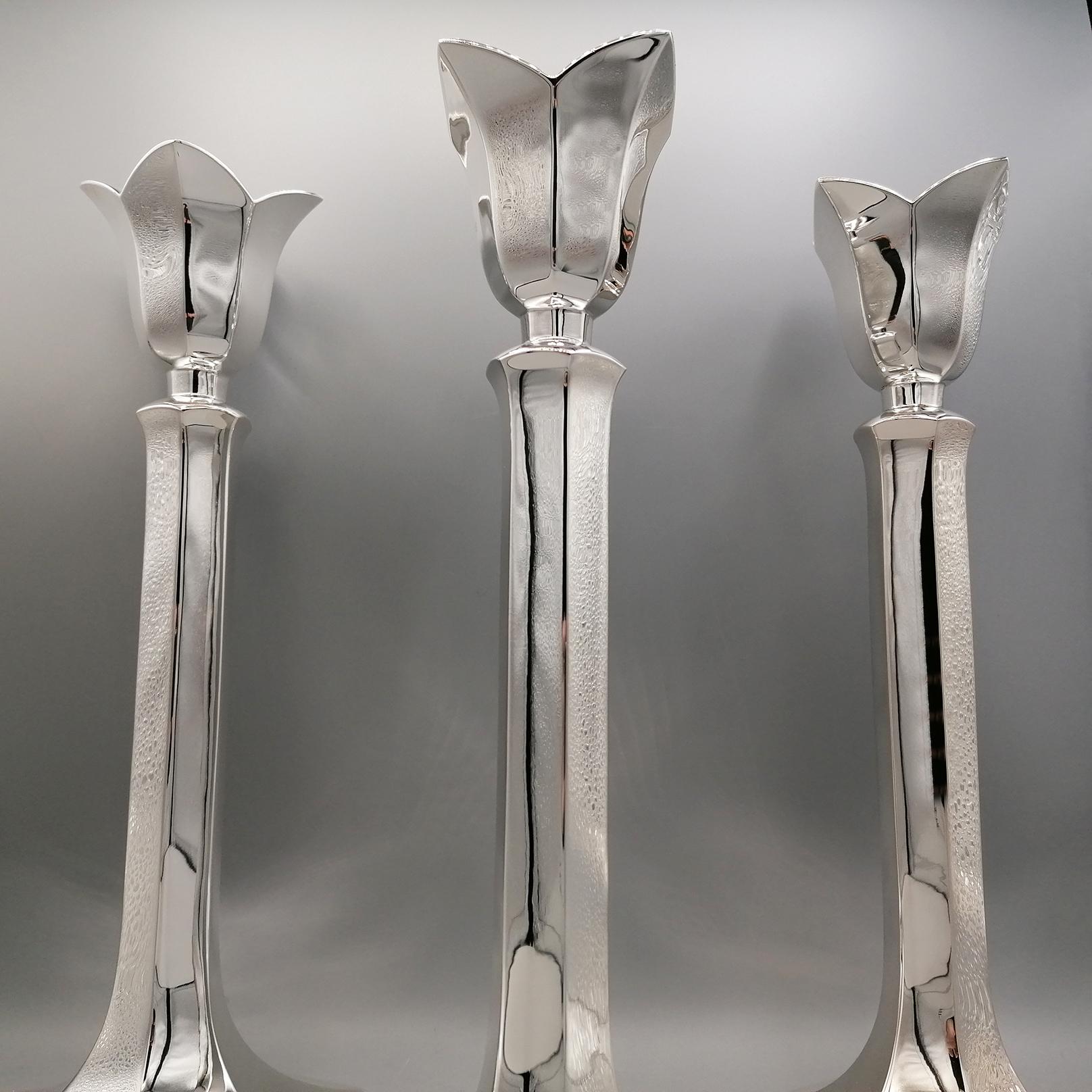 20th century Set of Three Italian Silver Exagonal  Candlesticks.  In Excellent Condition For Sale In VALENZA, IT