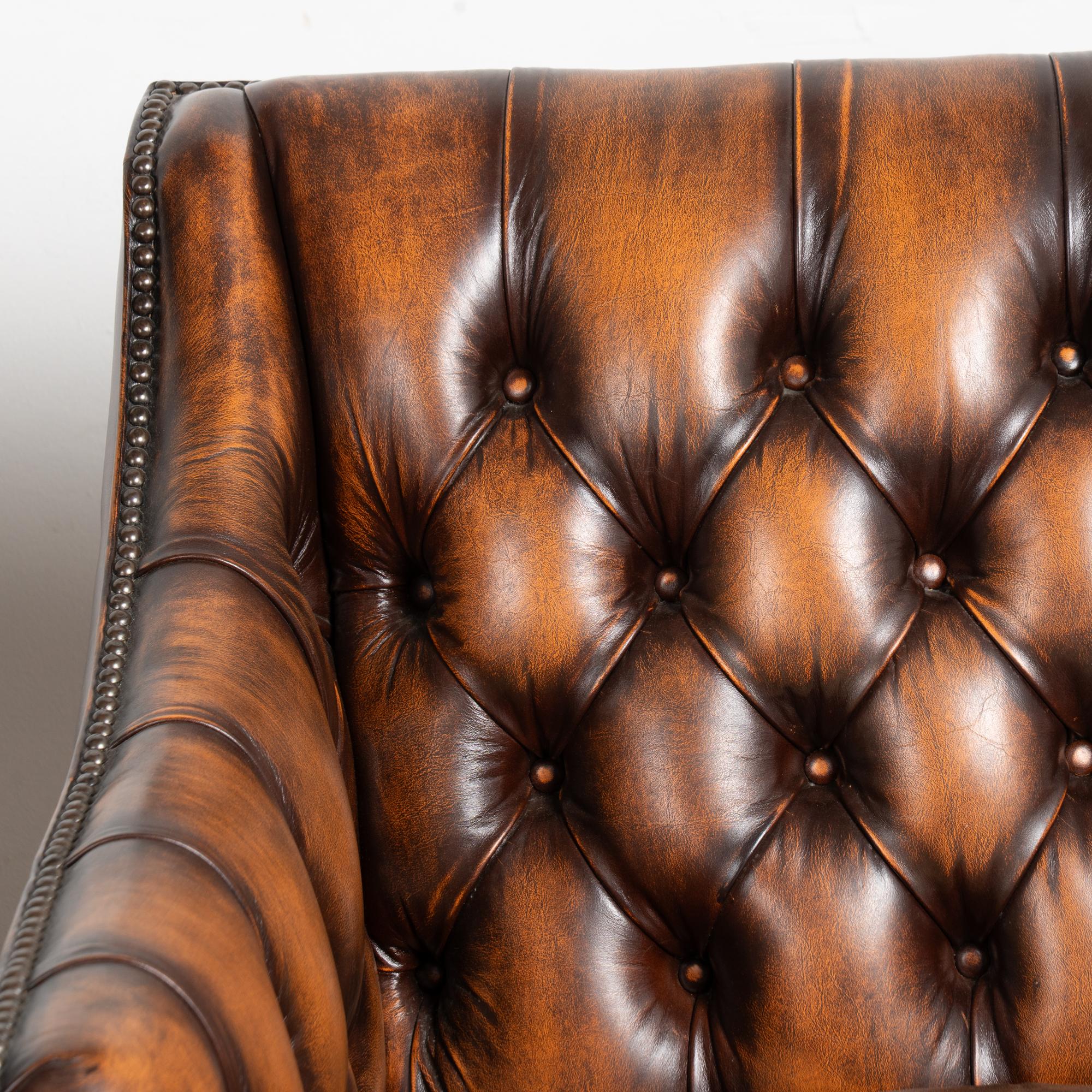 20th Century Set of Vintage Leather Chesterfield Loveseat, Wingback & Club Chair For Sale 3