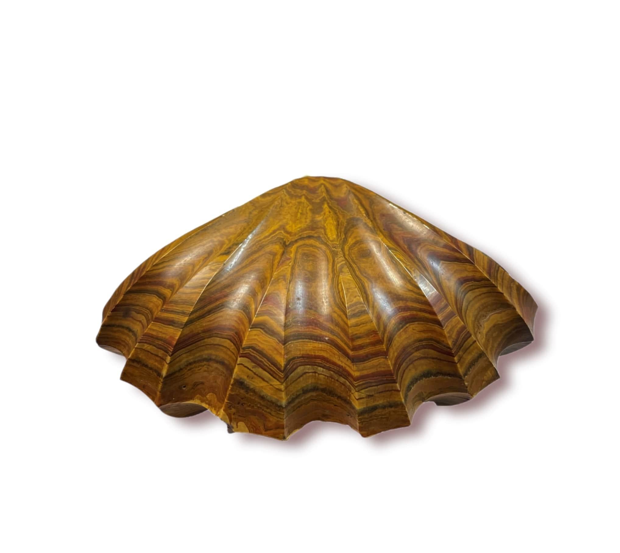 Hand-Carved 20th Century, Shell-Shaped Casket in Sicilian Jasper Marble For Sale