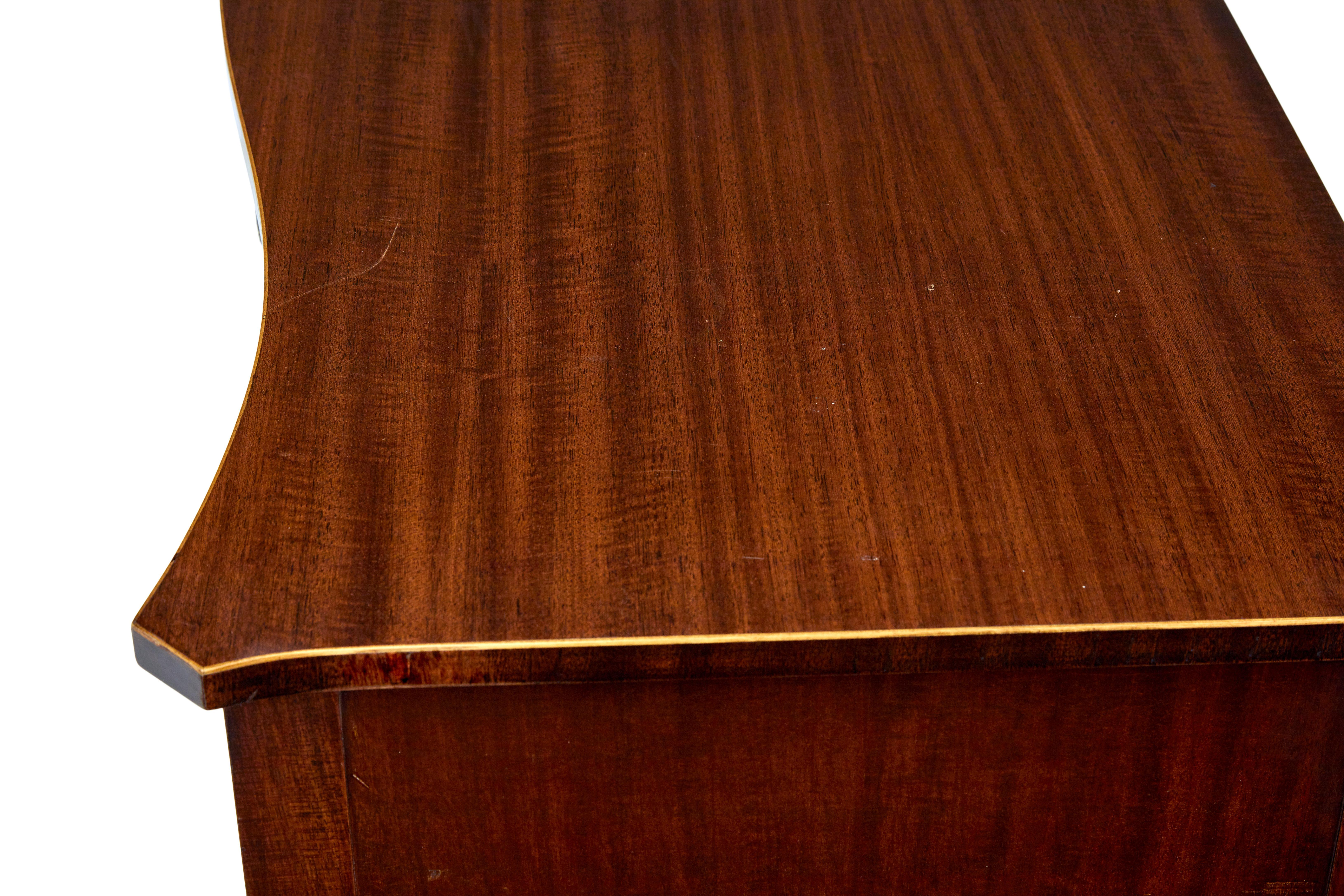 20th Century Sheraton influenced mahogany sideboard For Sale 3