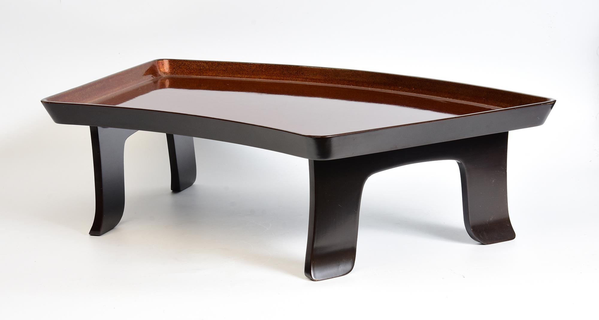 XX secolo 20° secolo, Showa, Vassoio giapponese in legno laccato in vendita