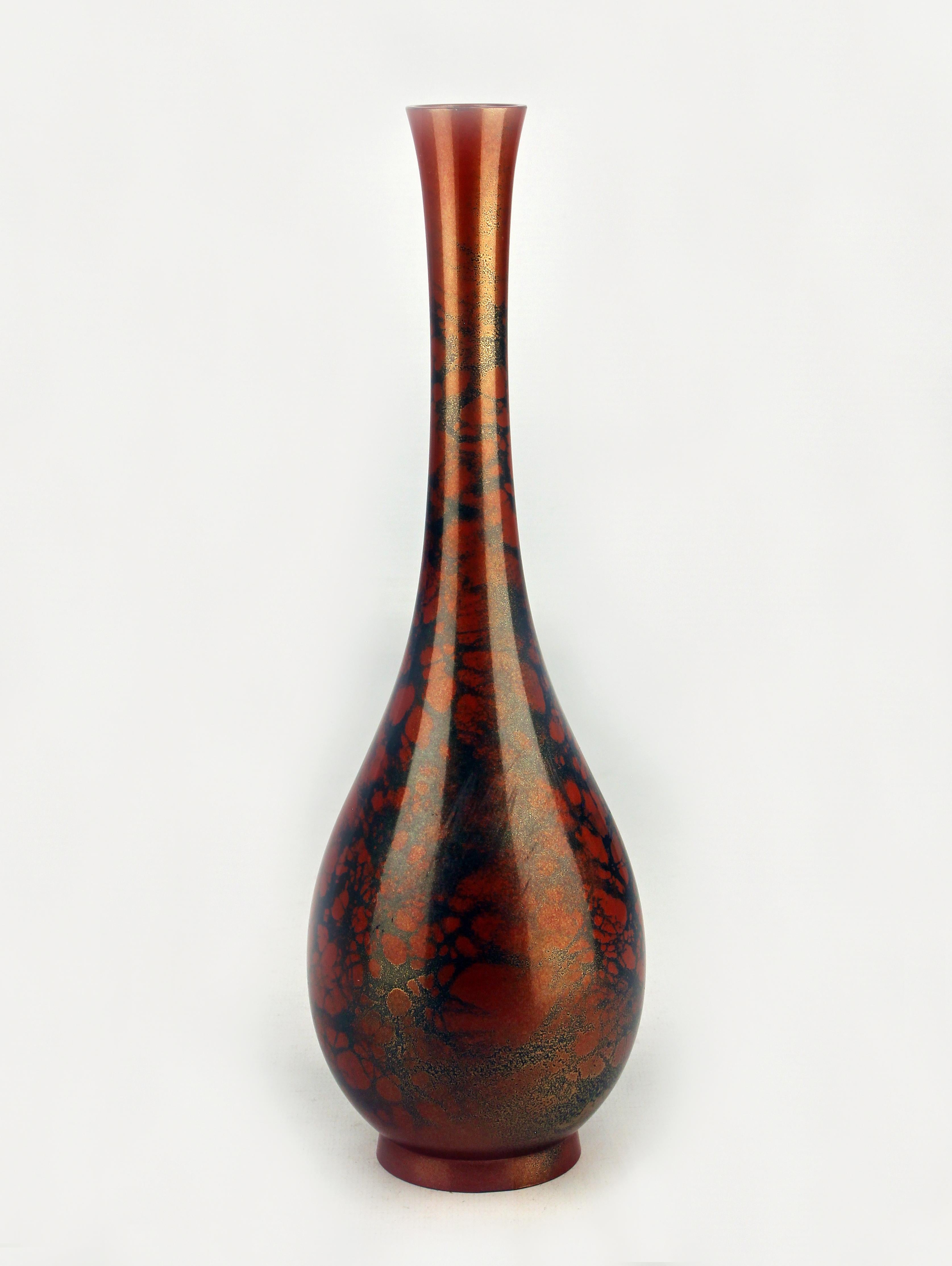 20th century/Shōwa period murashido patinated and polished bronze japanese vase

By: unknown
Material: bronze, copper, metal
Technique: murashido, cast, patinated, polished, metalwork
Dimensions: 4 in x 11 in
Date: 20th century
Style: Shōwa
Place of