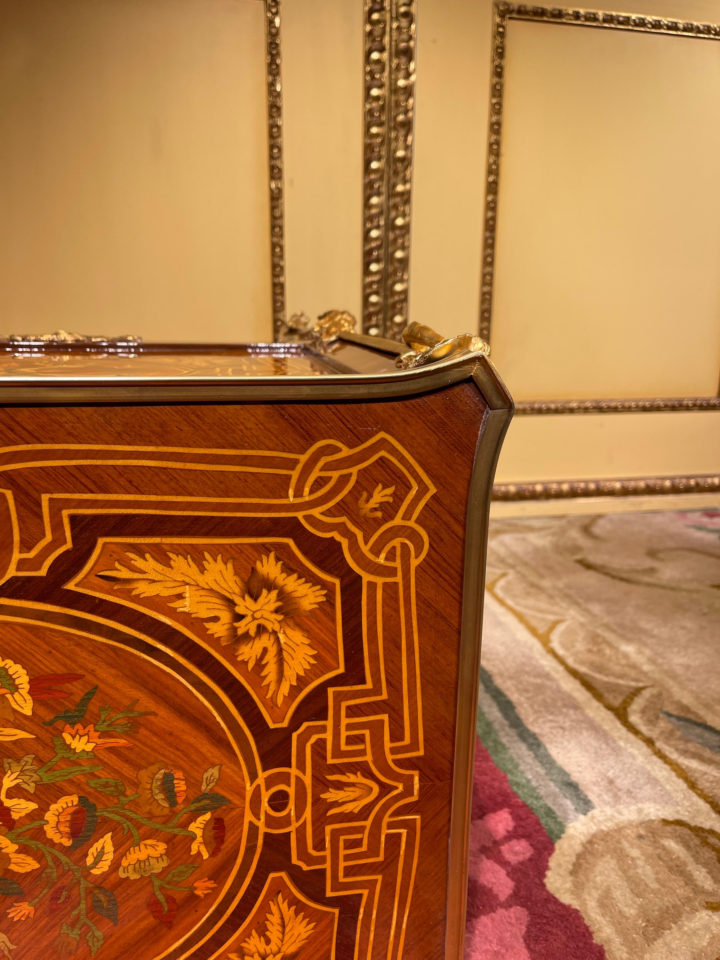 20th Century Side Table Chest of Drawers Napoleon III Marquetry For Sale 10