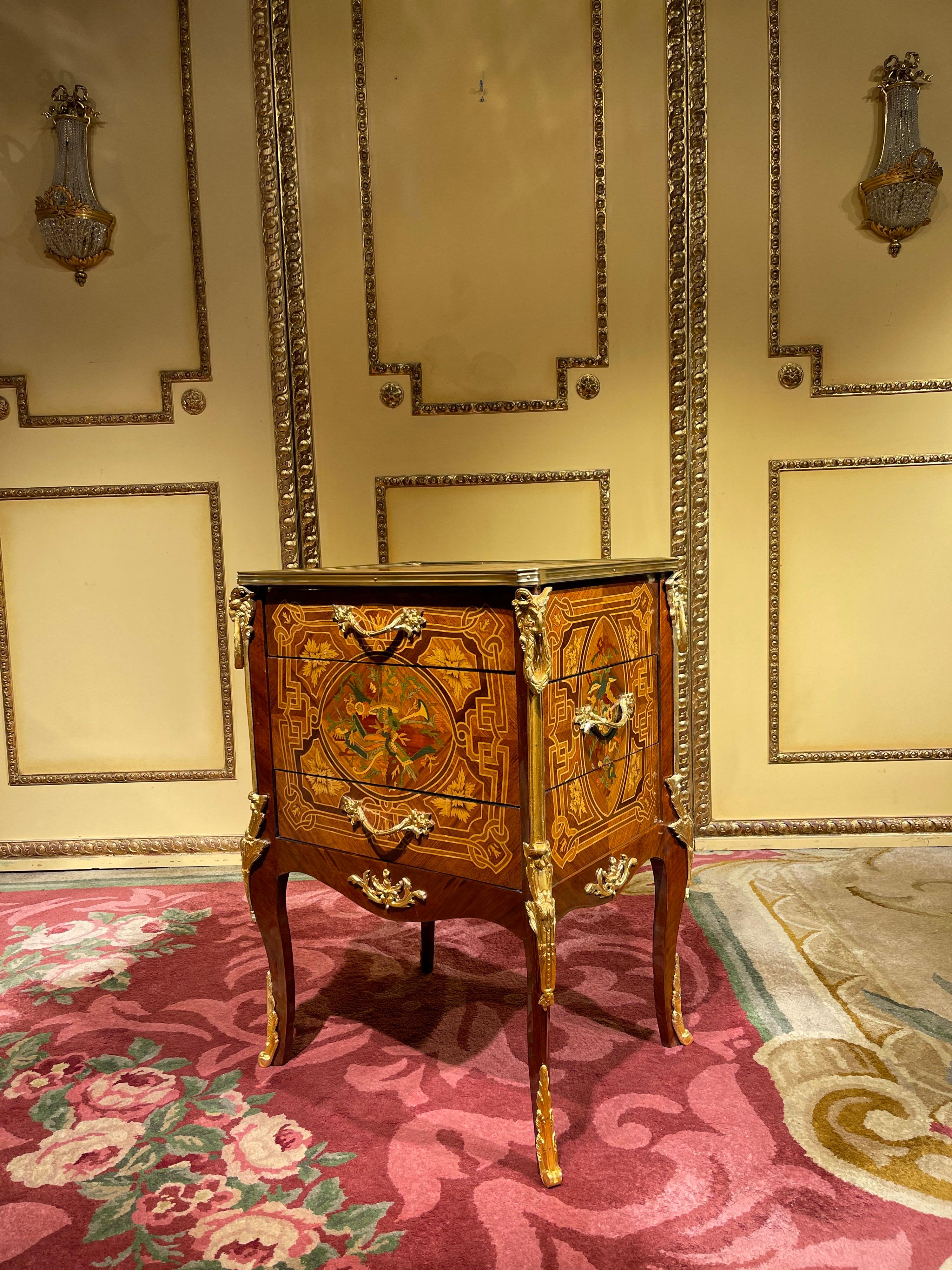 20th Century Side Table Chest of Drawers Napoleon III Marquetry In Good Condition For Sale In Berlin, DE