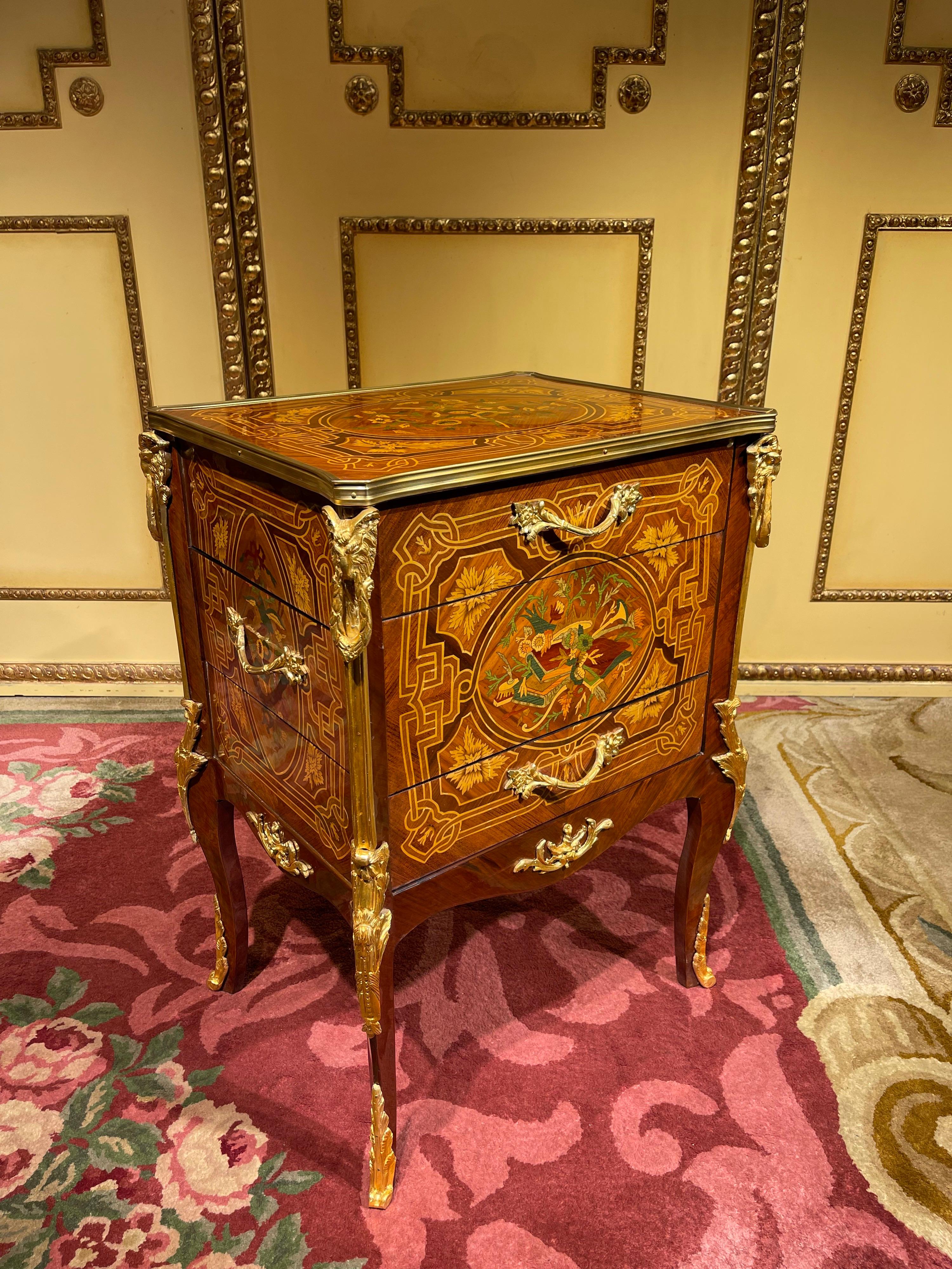 20th Century Side Table Chest of Drawers Napoleon III Marquetry For Sale 4