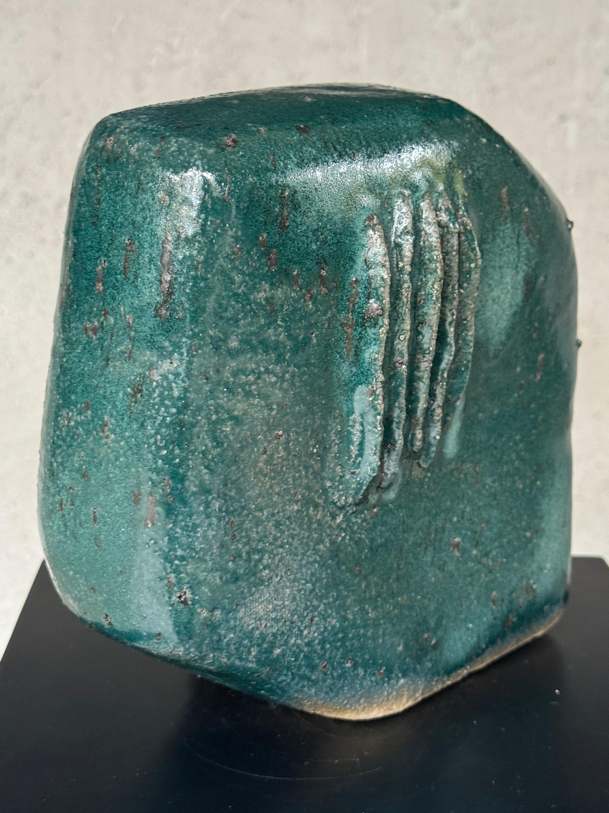 Français 20th  Siècle Céramique française signée par Arée et Michel Hirlet en vente