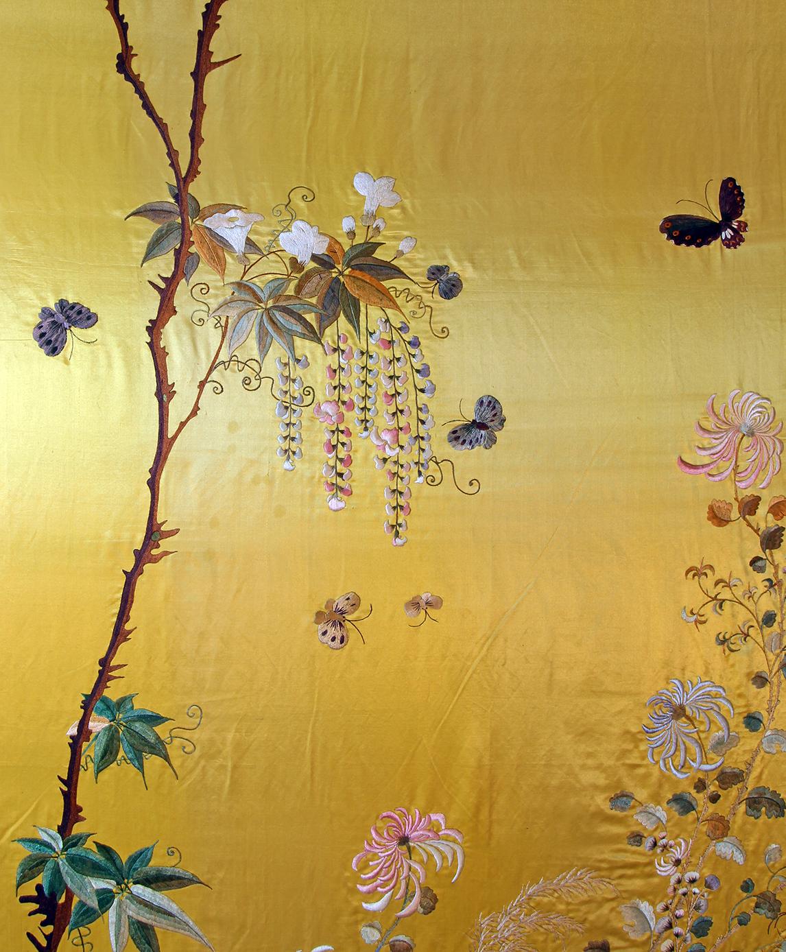 20th Century Silk Embroidered Herons under a Blooming Wisteria of Butterflies In Excellent Condition In Brescia, IT