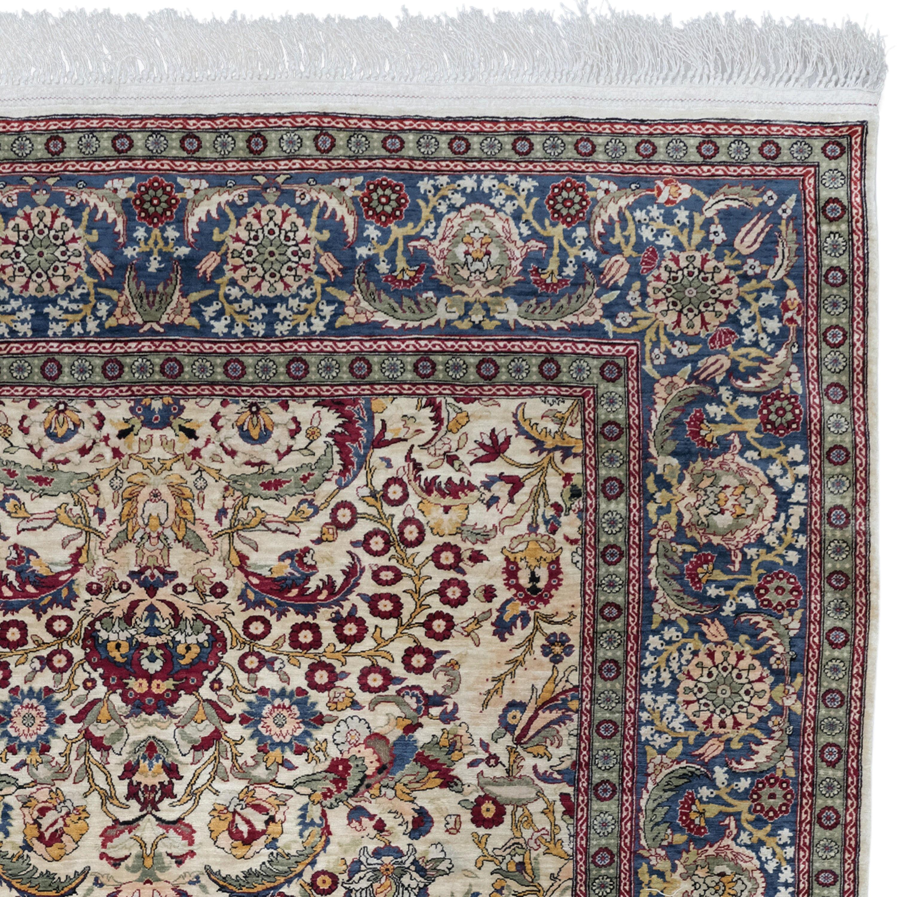 20th Century Silk Hereke Rug - Antique Turkish Rug, Silk Rug For Sale 1