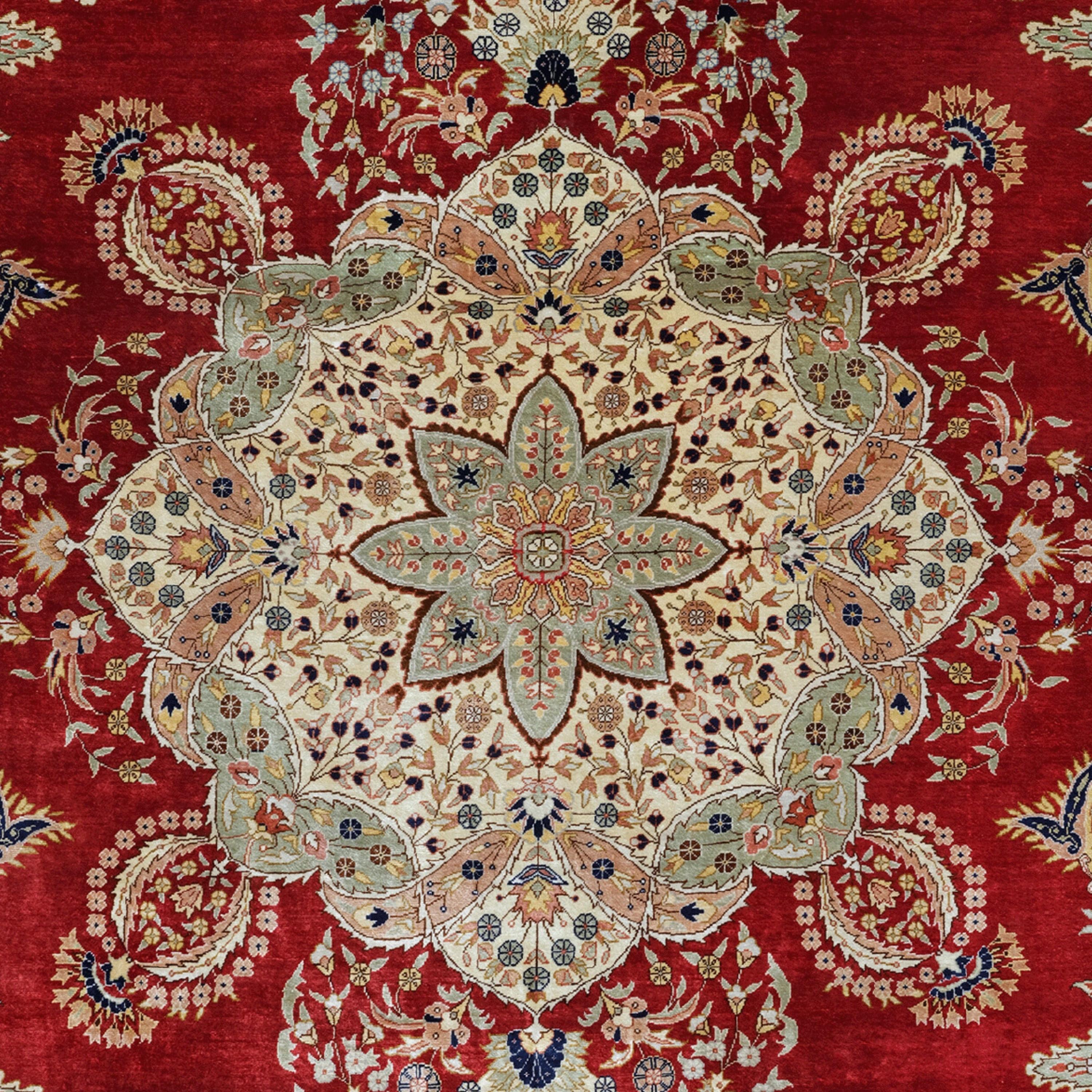 20th Century Silk Kayseri Hereke Rug - Vintage Rug, Silk Rug, Turkish Rug In Good Condition For Sale In Sultanahmet, 34