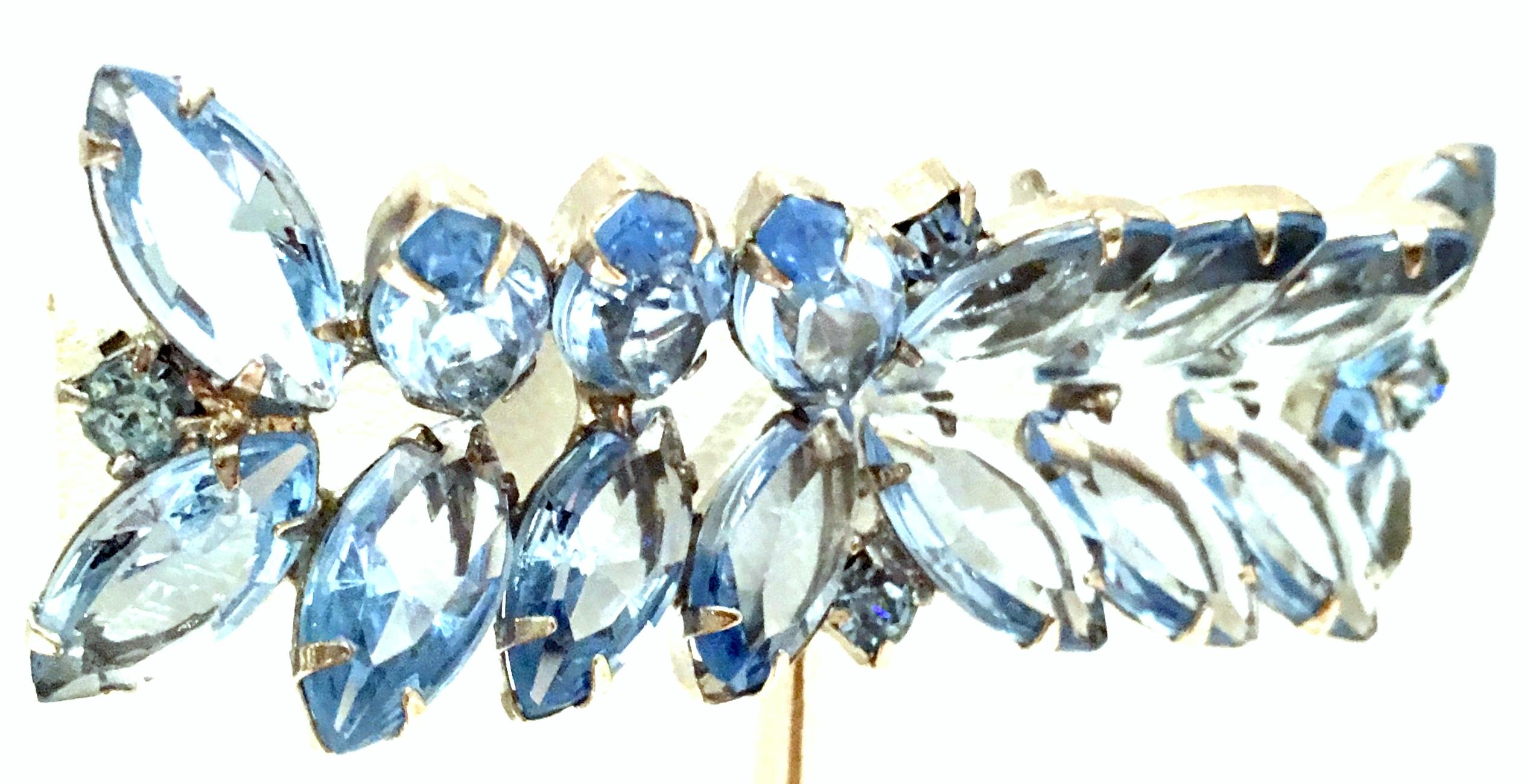 20th Century Silver & Austrian Crystal Abstract Butterfly Brooch In Good Condition For Sale In West Palm Beach, FL