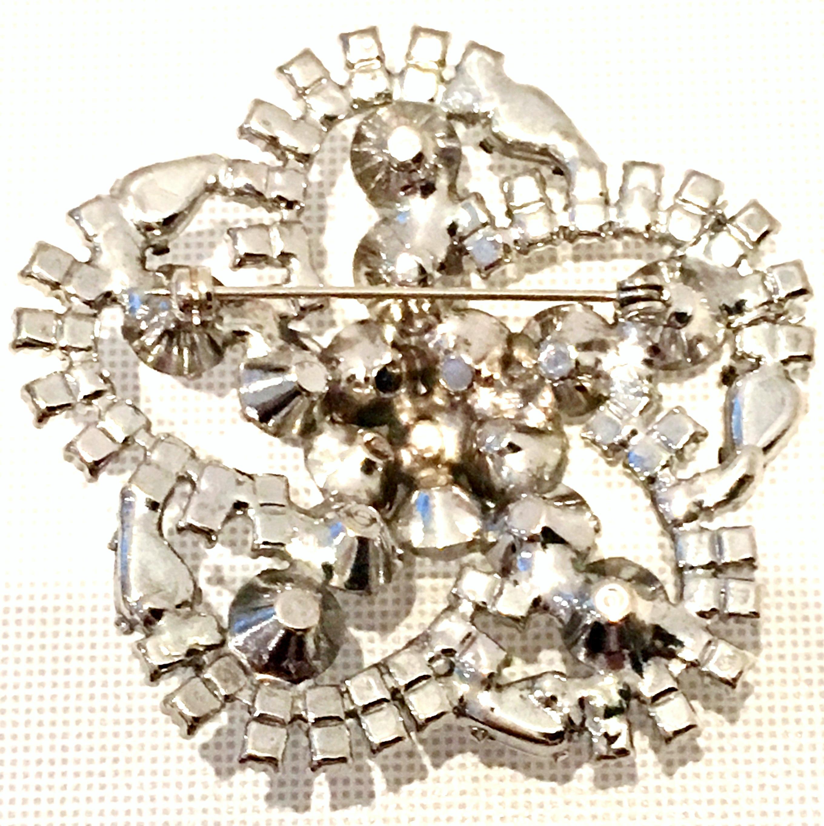 20th Century Silver & Austrian Crystal Clear Rhinestone Dimensional Brooch For Sale 4