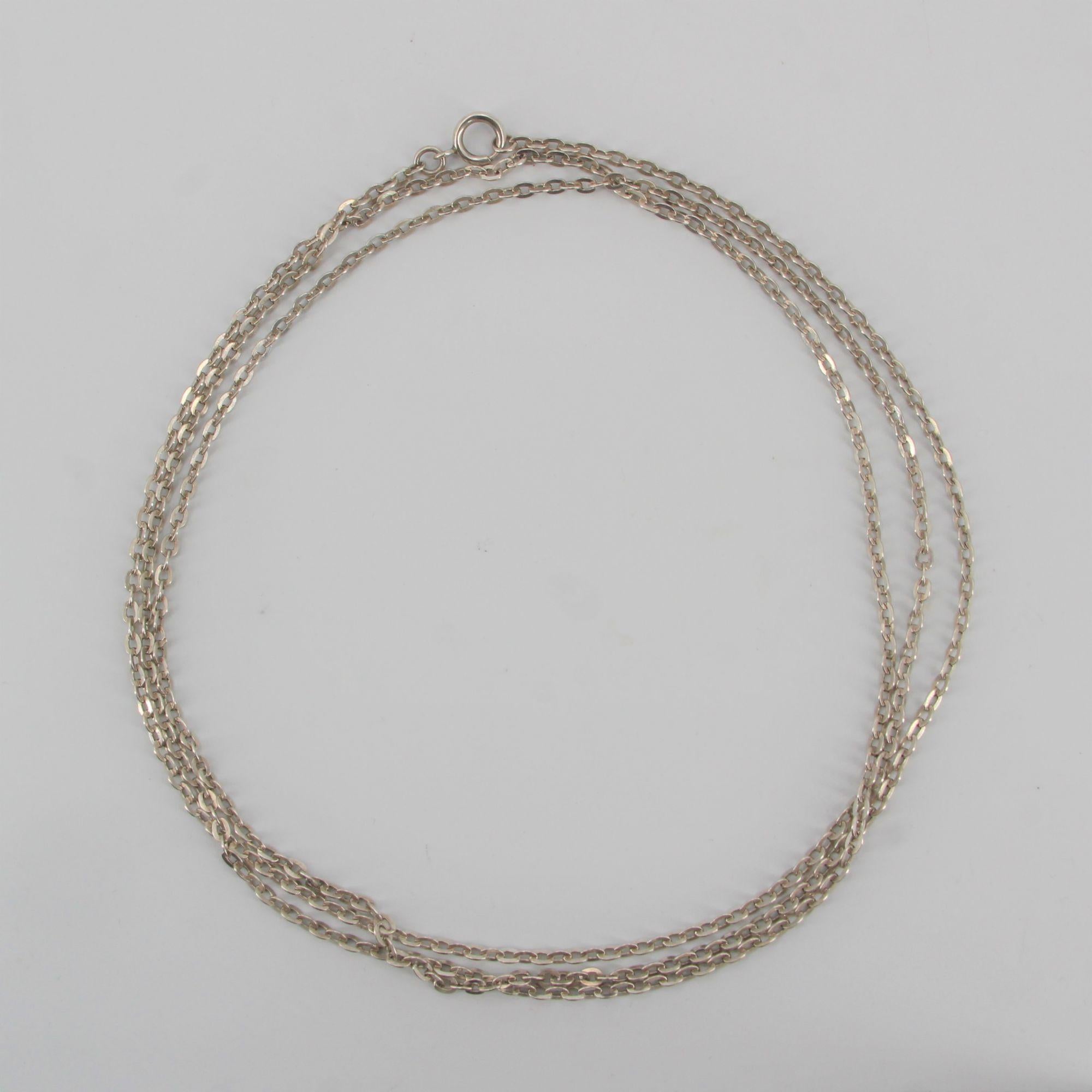 20th Century Silver Long Chain Necklace In Good Condition For Sale In Poitiers, FR