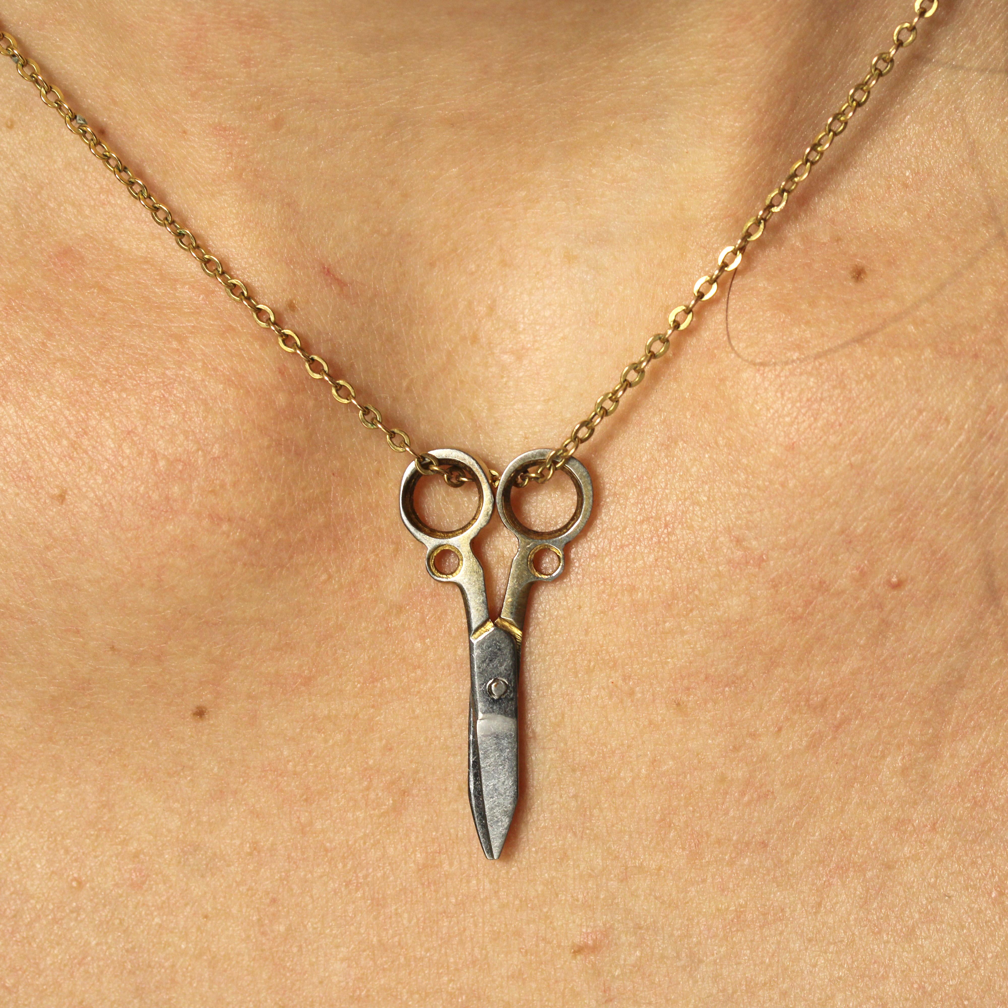 20th Century Silver Pair of Scissors Charm Pendant 2