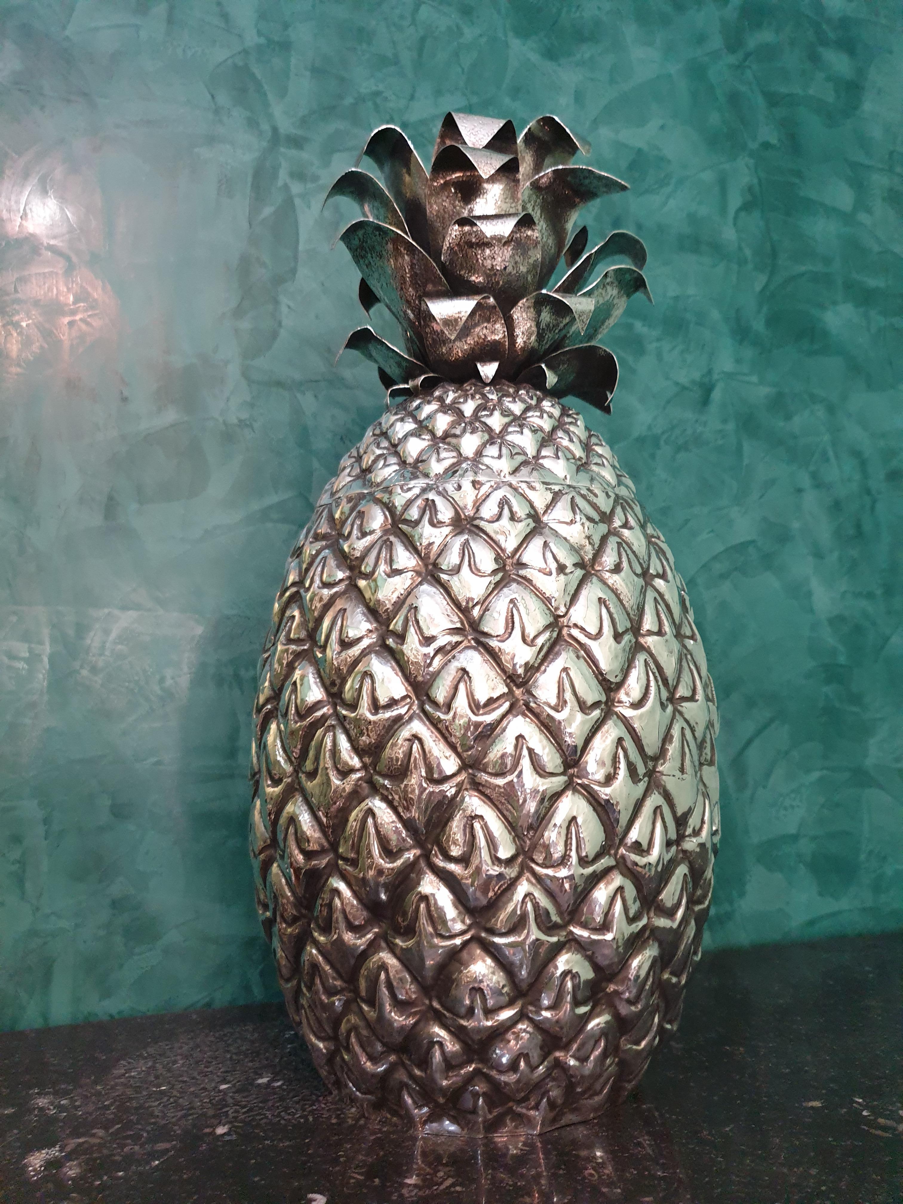 Italian 20th Century Silver Pineapple Vase Engraved by Hand Milan Italy, 1934-1944 For Sale