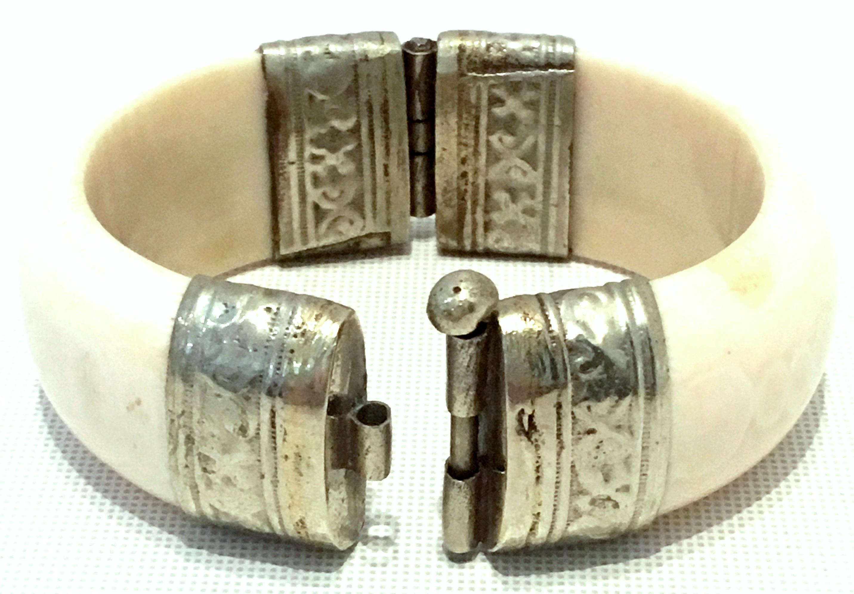 20th Century Silver Plate & Bone Hinge Bangle Bracelet In Good Condition In West Palm Beach, FL