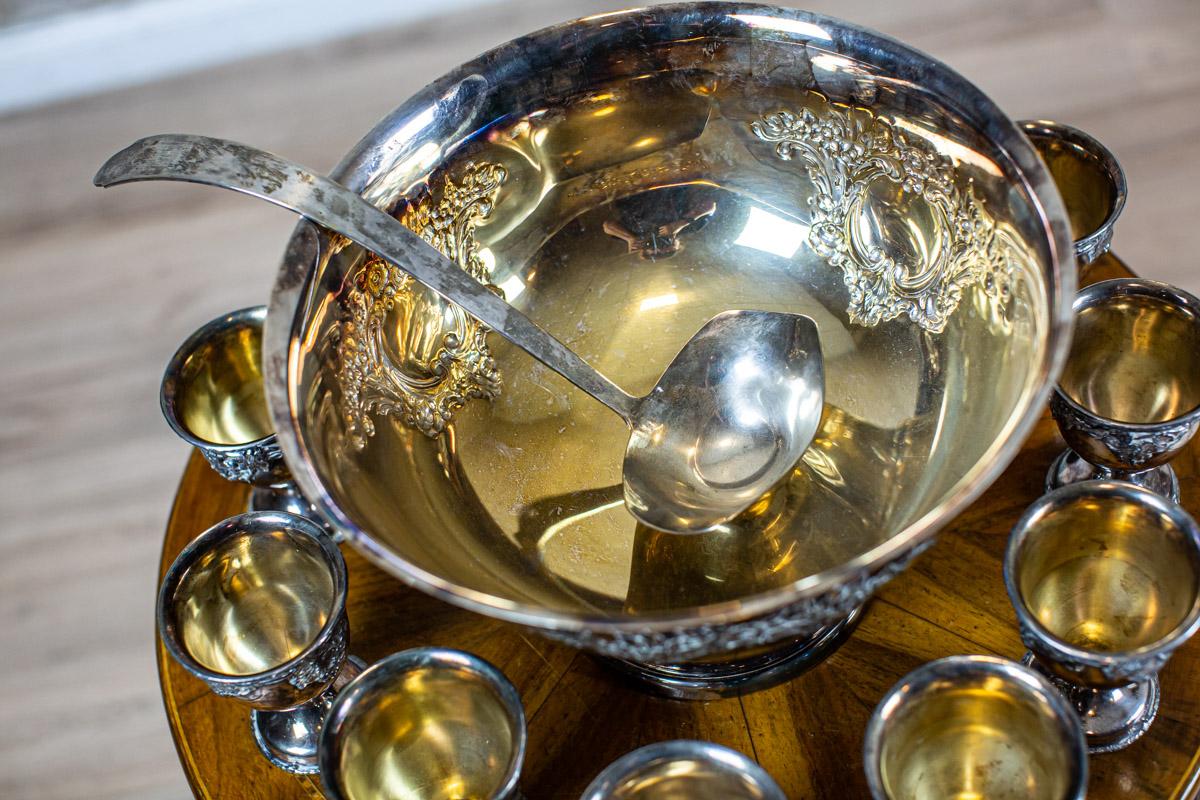 20th-Century Silver-Plated Punch Bowl and Cups For Sale 5