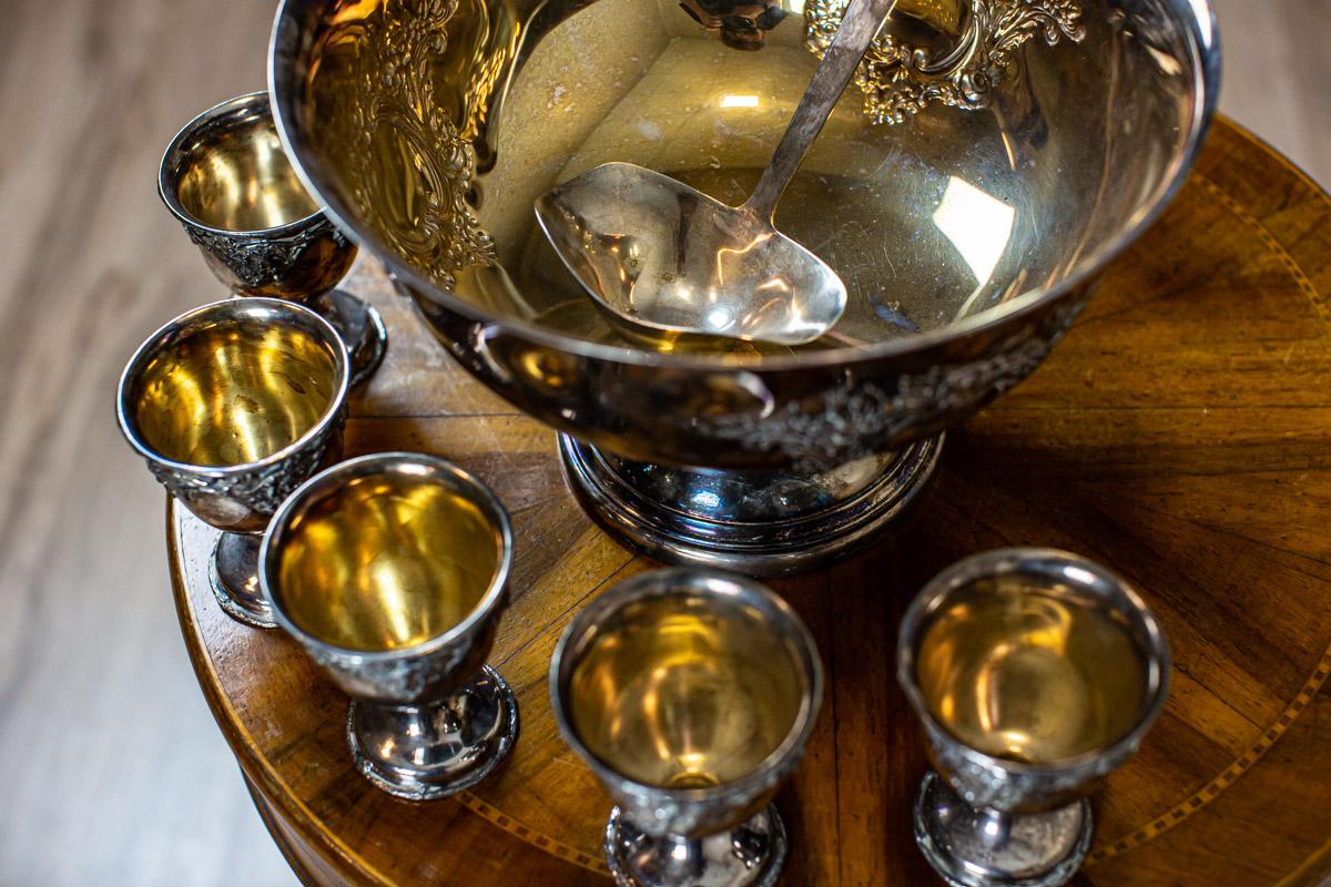 20th-Century Silver-Plated Punch Bowl and Cups For Sale 8