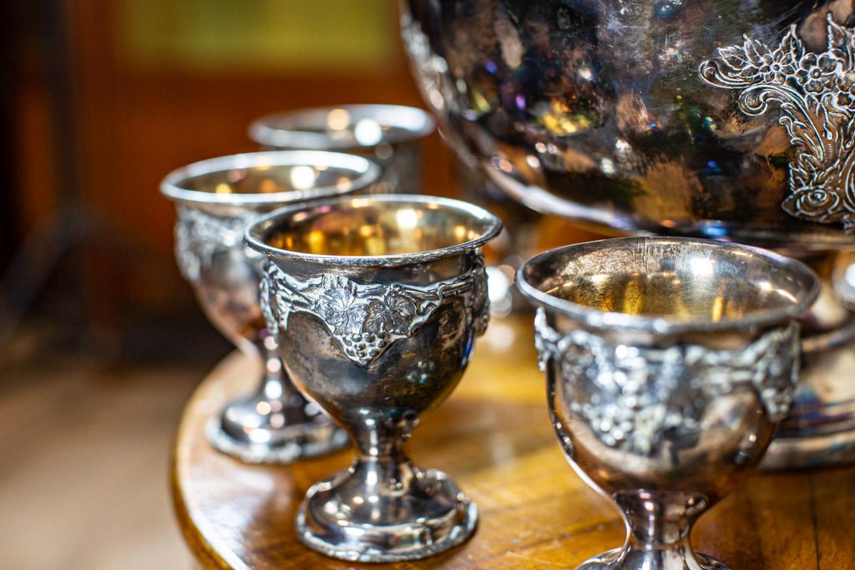 20th-Century Silver-Plated Punch Bowl and Cups For Sale 9