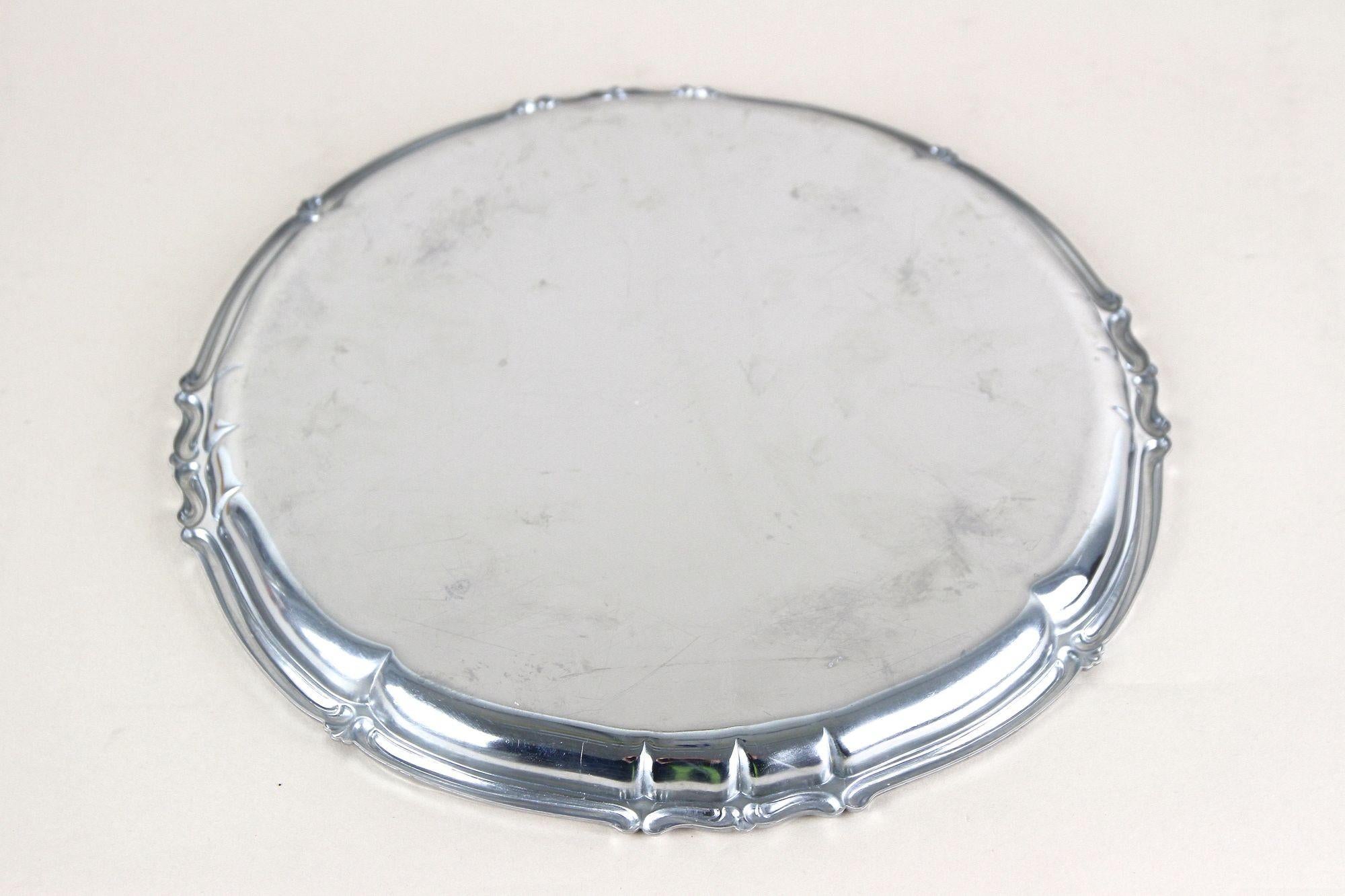 Métal Plateau de service en argent du 20ème siècle, marqué « Musbach, Allemagne, vers 1960 en vente