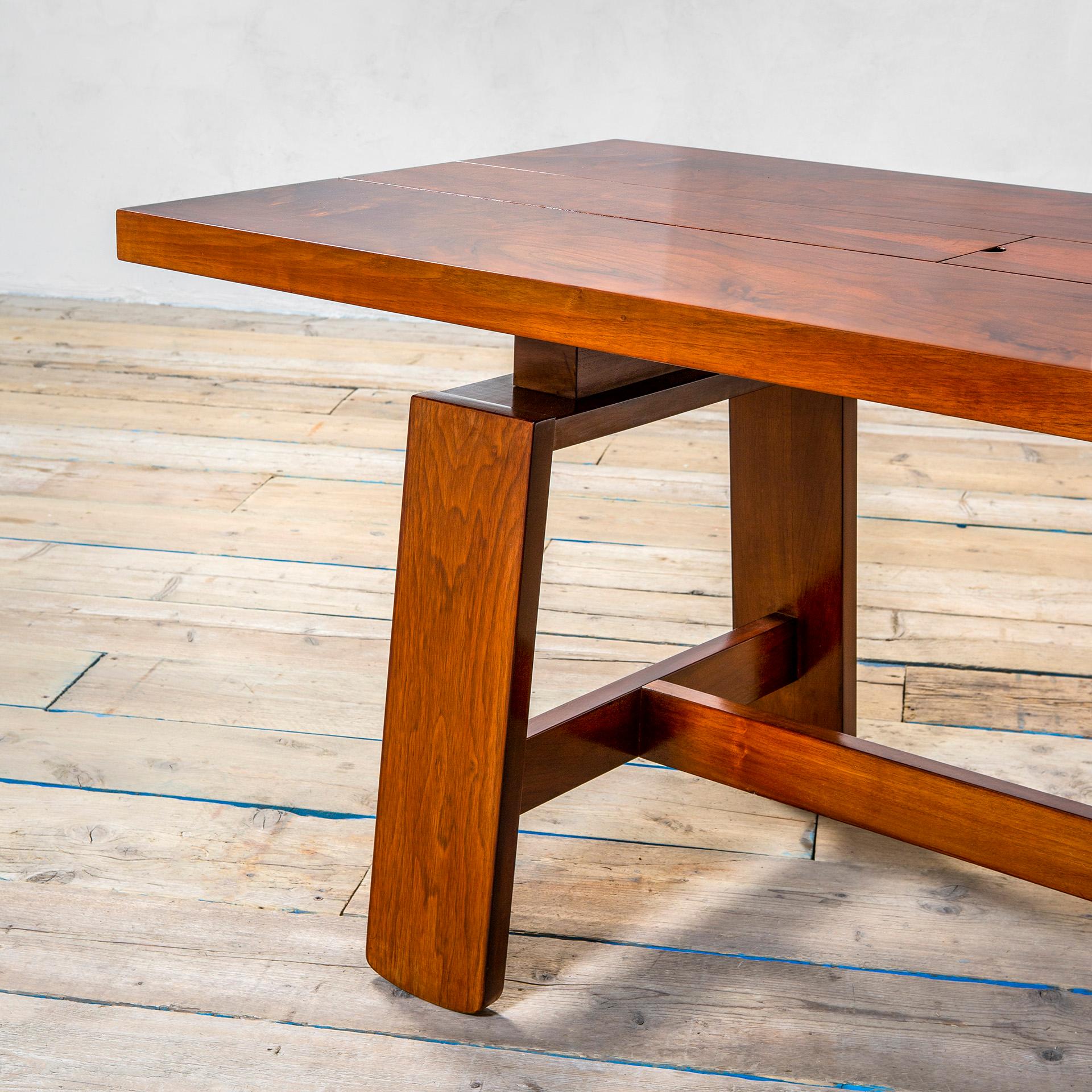 Mid-Century Modern 20th Century Silvio Coppola for Bernini Dining Table Mod. 611 in Wood Structure