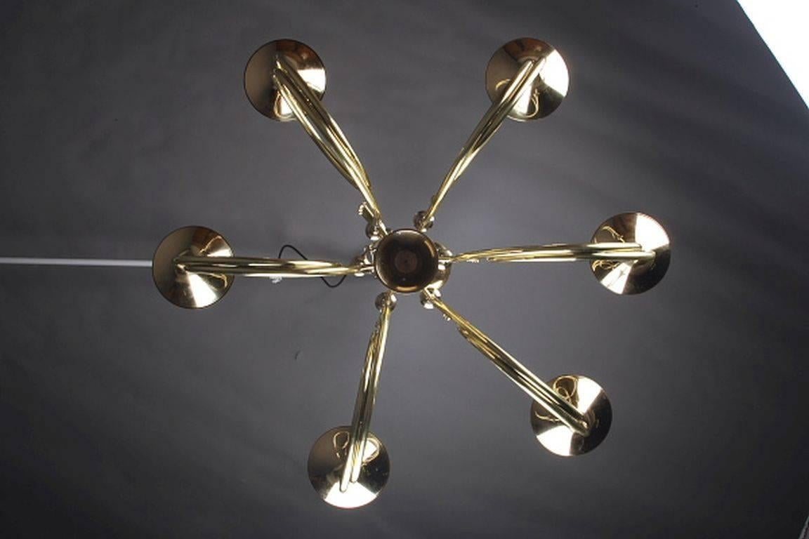 Polished 20th Century Six Hunting Horns Ceiling Candelabrum For Sale