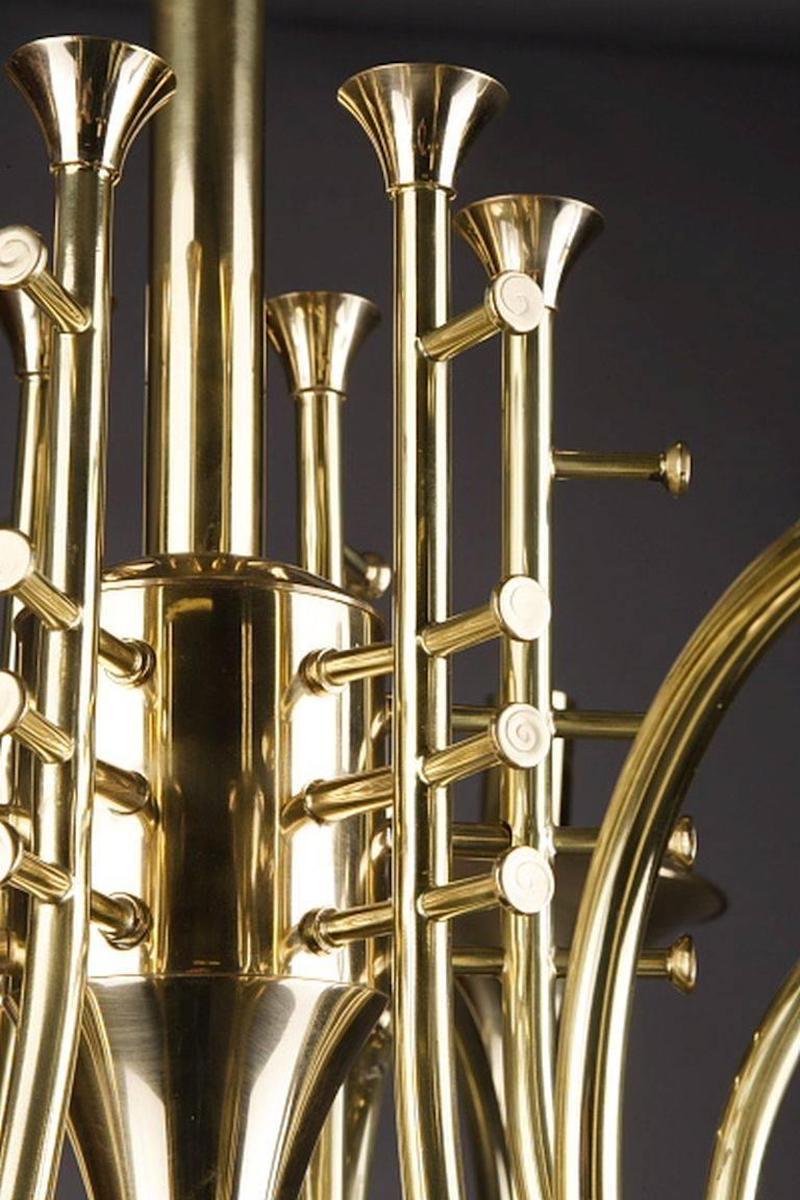 Candelabro da soffitto a sei corni da caccia del XX secolo in vendita 3