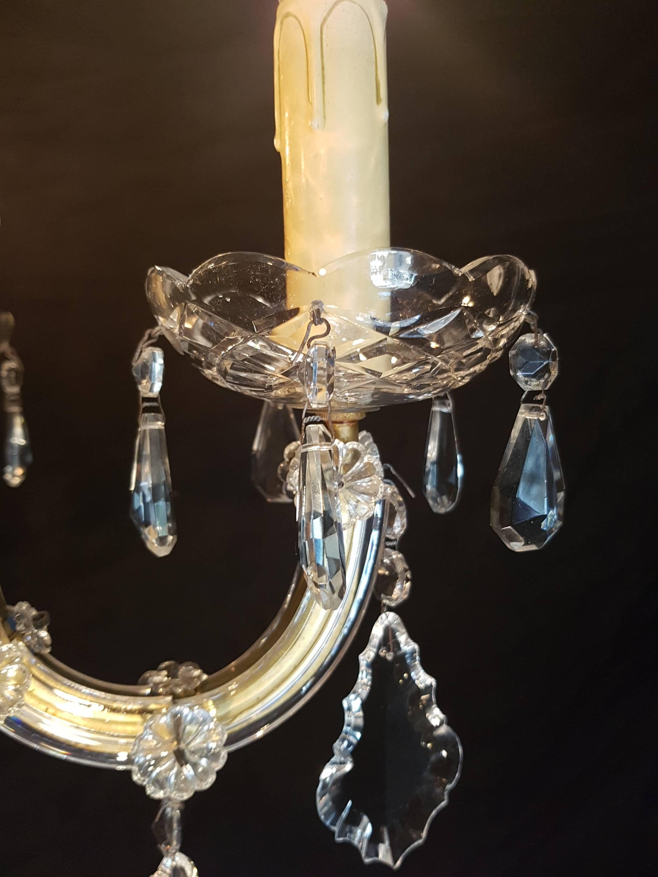 20th Century Small Four-Light Maria Theresia Chandelier For Sale 2