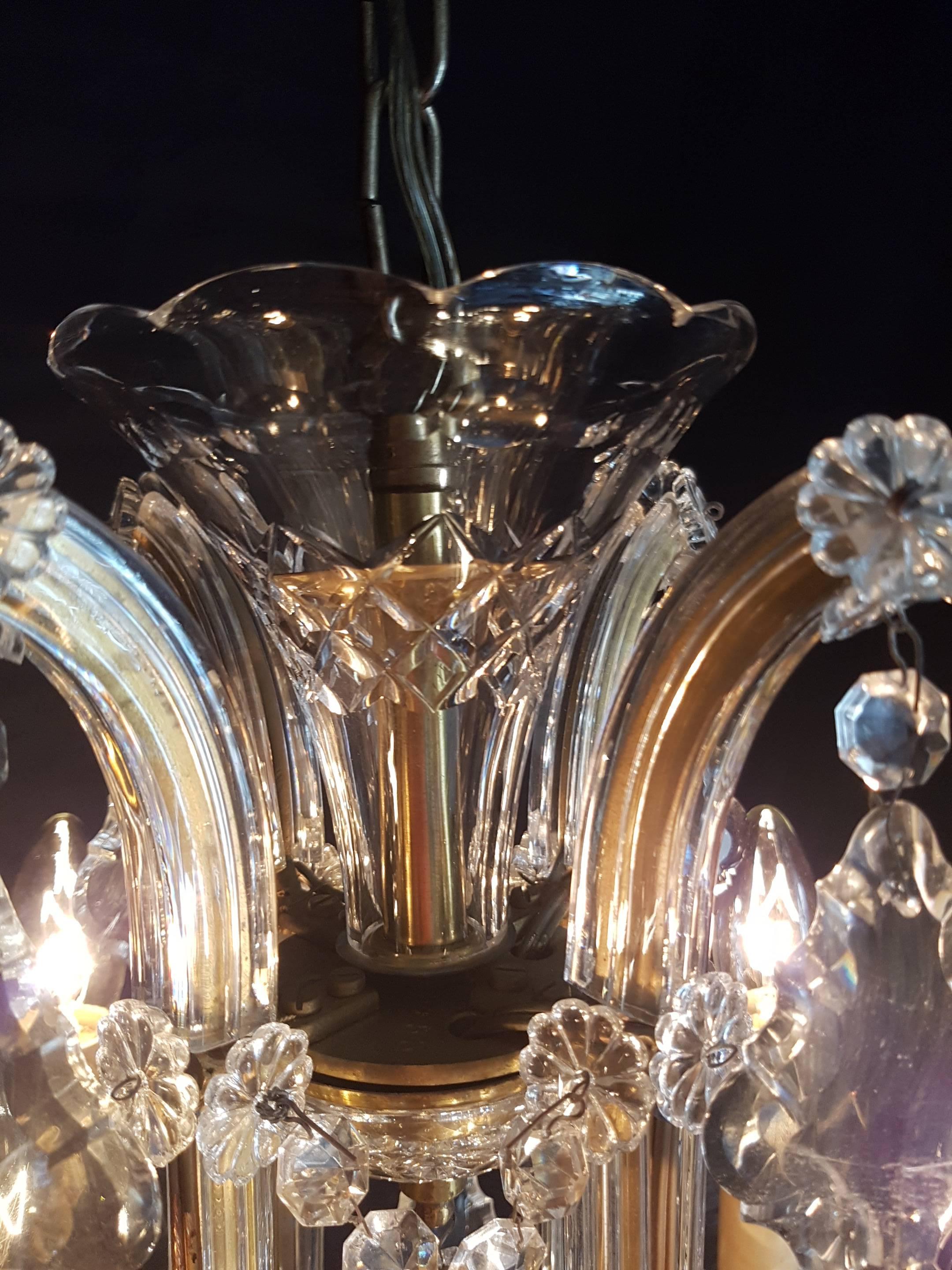 20th Century Small Four-Light Maria Theresia Chandelier For Sale 4