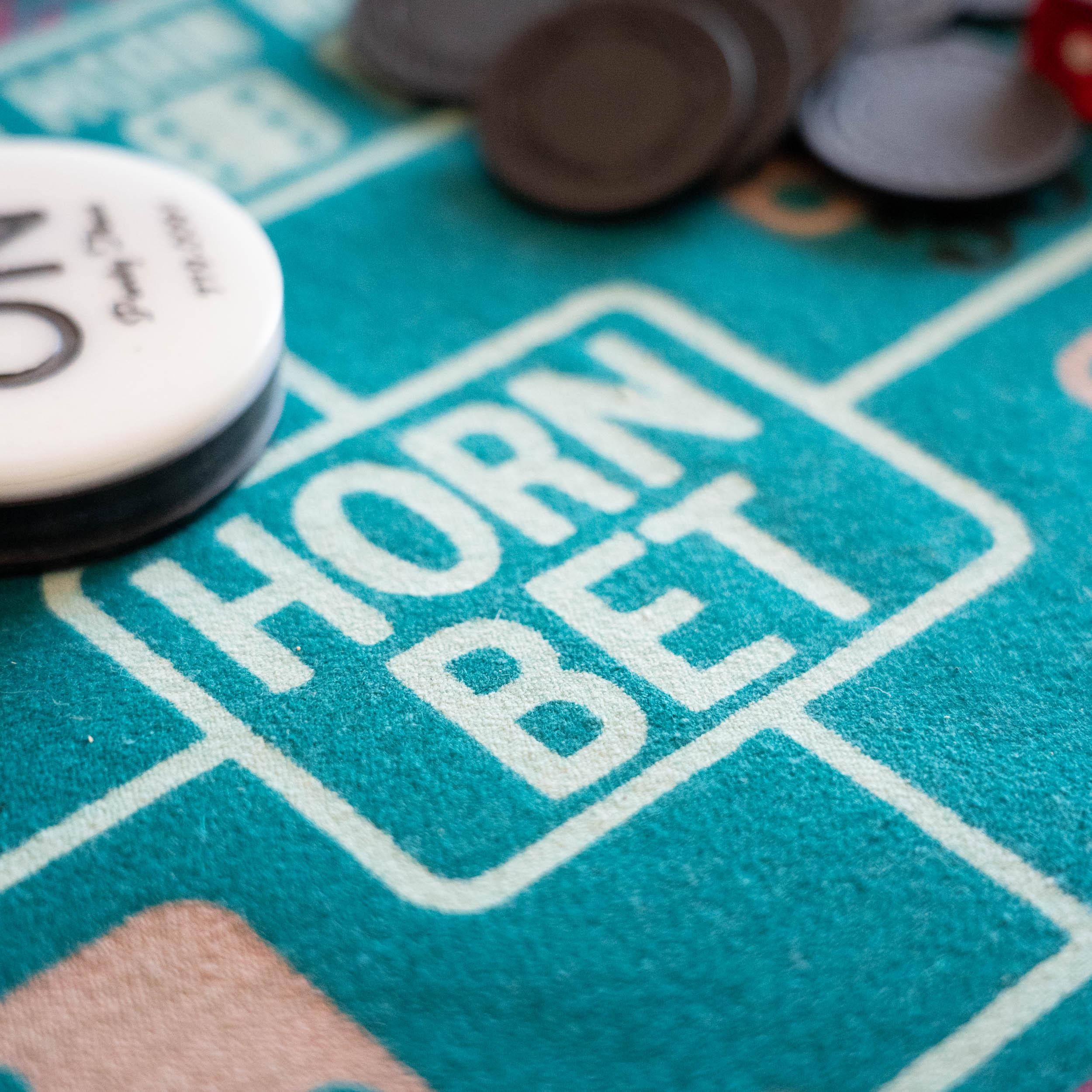 20th century solid authentic craps game table In condizioni buone in vendita a Surrey, BC