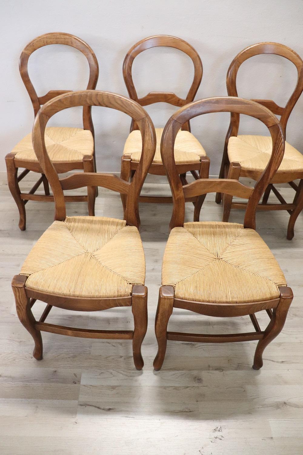 20th Century Solid Beech Wood Set of Six Chairs with Straw Seat In Excellent Condition In Casale Monferrato, IT