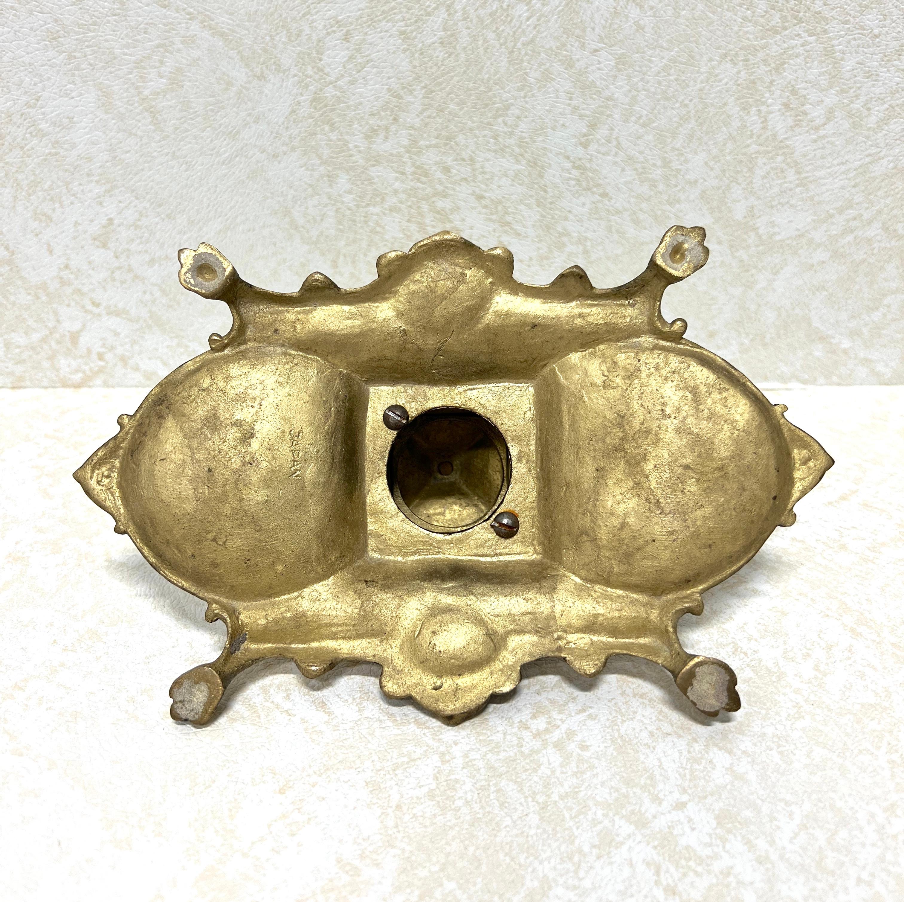 20th Century Solid Brass Japanese Pagoda Inkwell For Sale 4