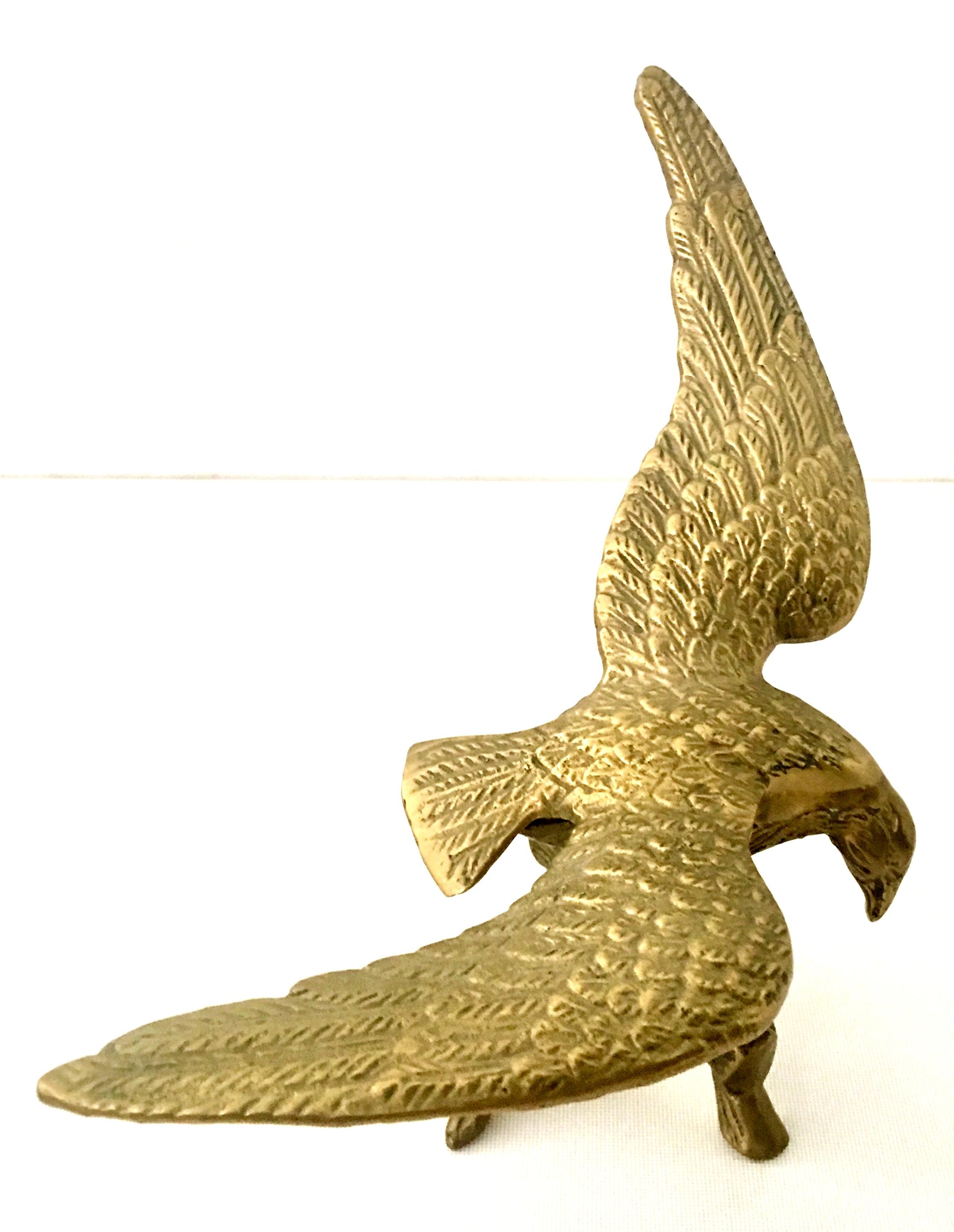 20th Century Solid Brass Perched Eagle Sculpture In Good Condition For Sale In West Palm Beach, FL