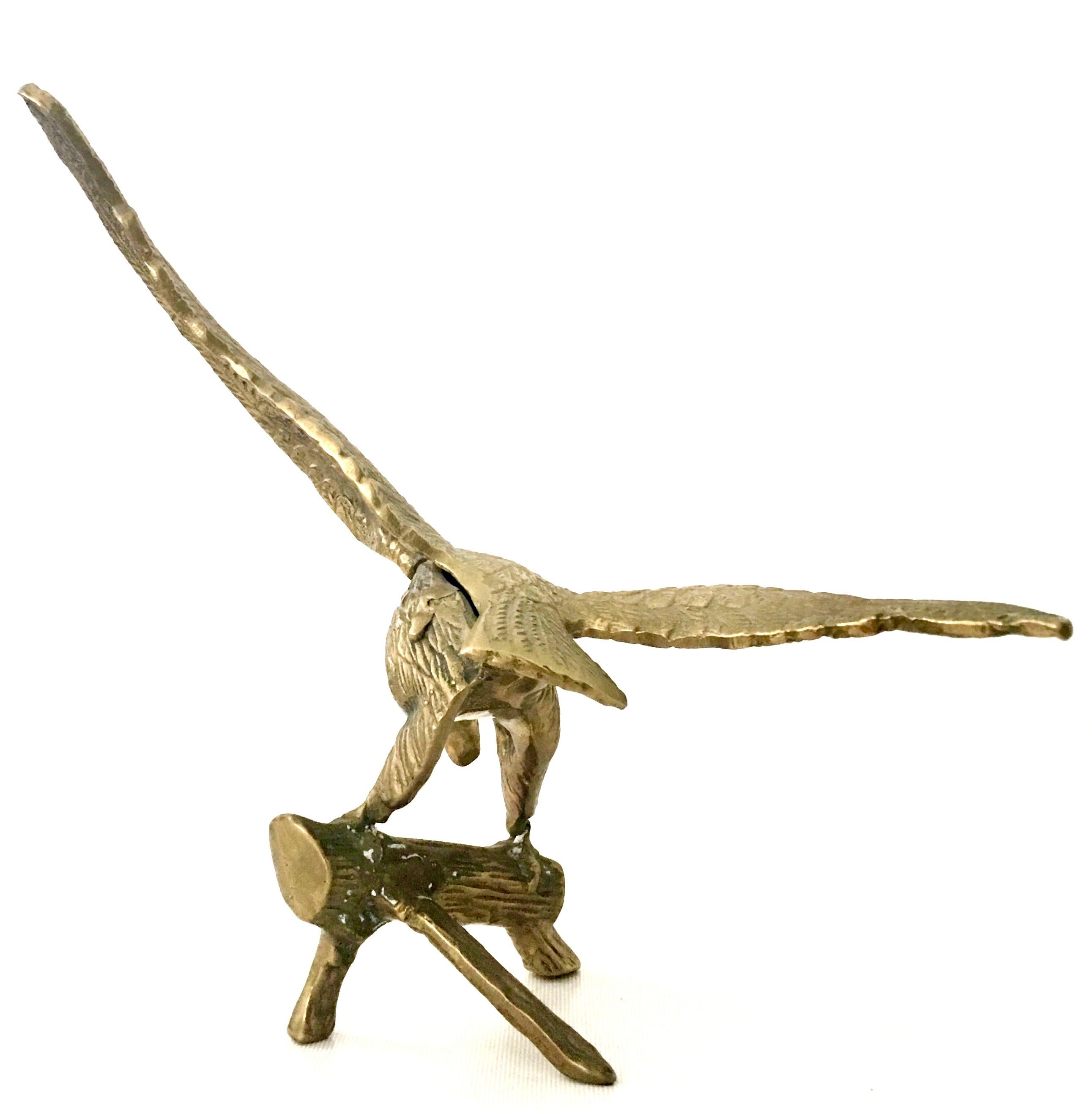 20th Century Solid Brass Perched Eagle Sculpture In Good Condition For Sale In West Palm Beach, FL