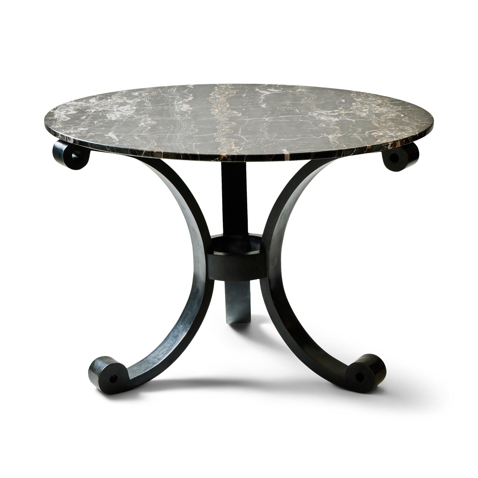 Mesa de centro de bronce macizo del siglo XX con tapa de mármol de Francia Francés en venta