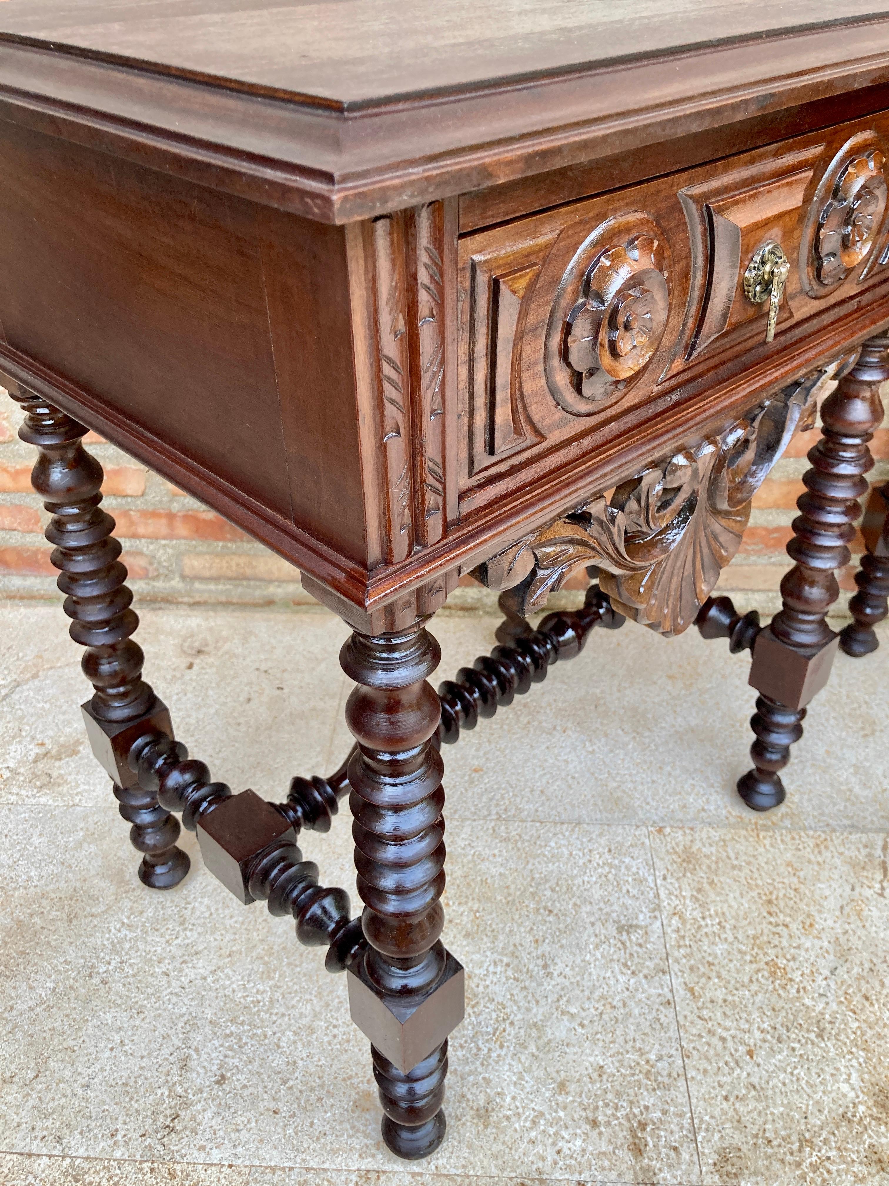 20th Century Solid Carved French Nightstands with Turned Columns and One Drawer  For Sale 1